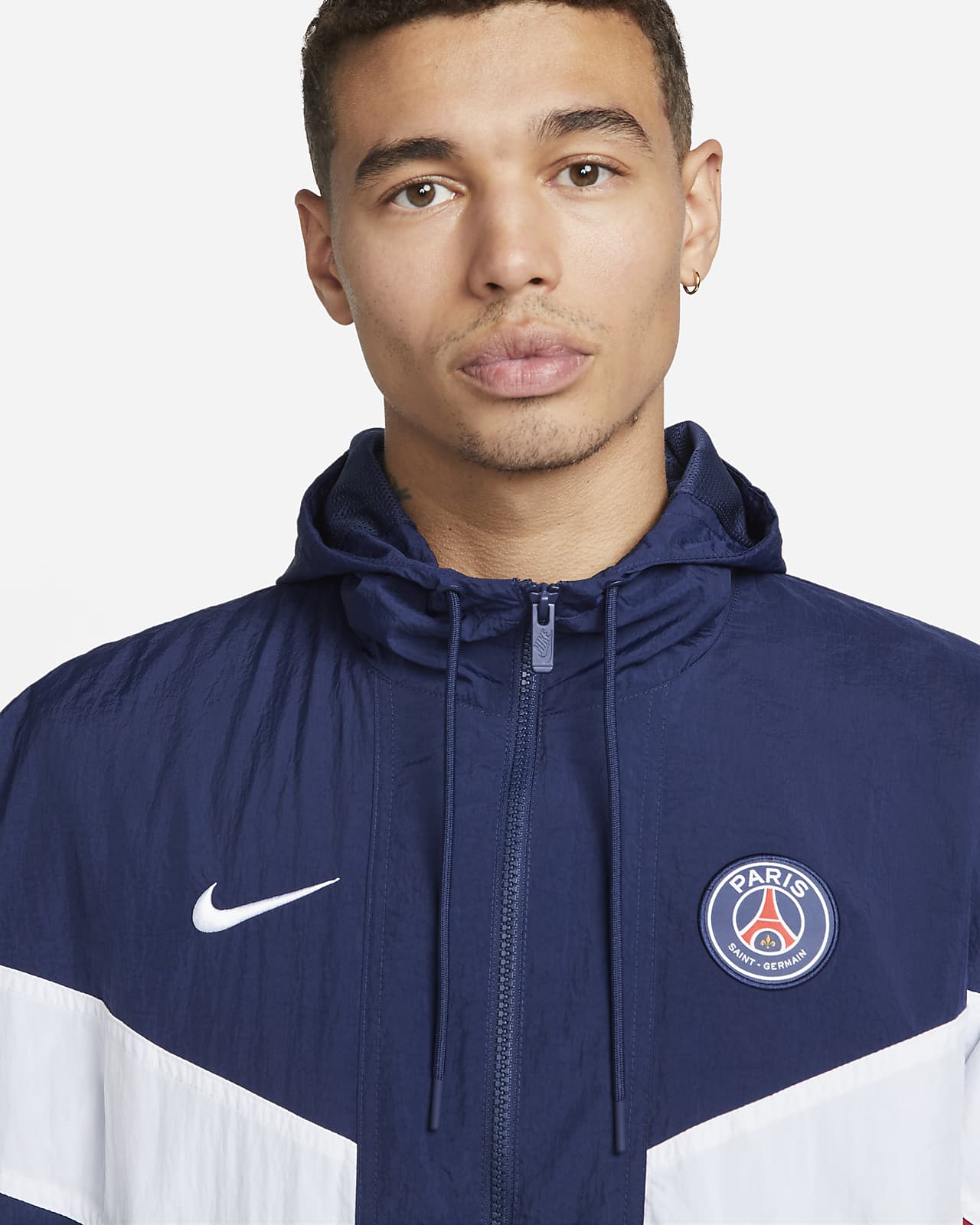 Paris Saint-Germain Strike Men's Woven Soccer Jacket. Nike.com