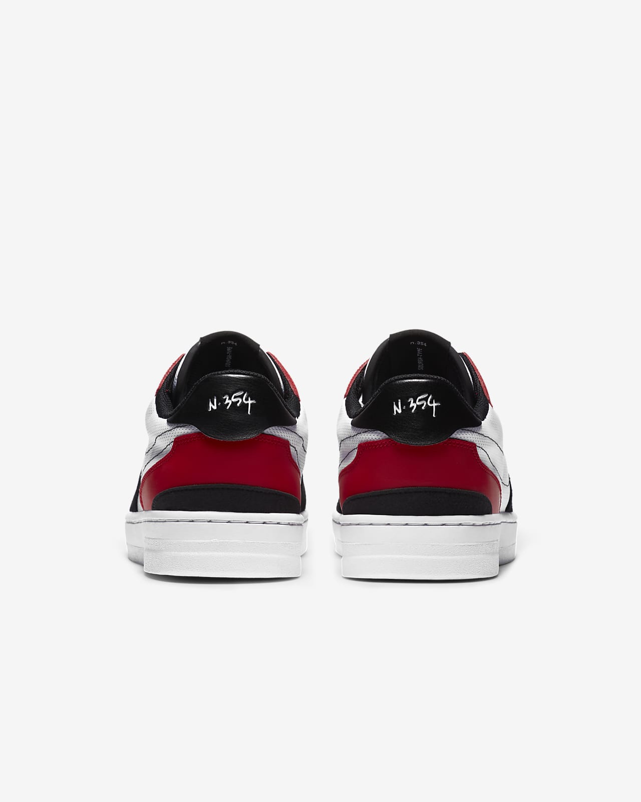 nike squash type 42
