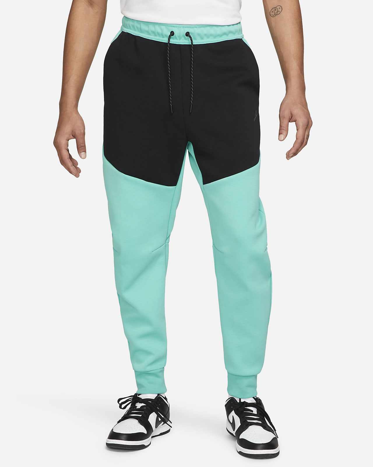 Amazon.com: Nike Sportswear Men's Washed Tech Fleece Joggers Pants (as1,  Alpha, s, Regular, Regular, Cerulean Blue/Black, Small, Slim) : Clothing,  Shoes & Jewelry