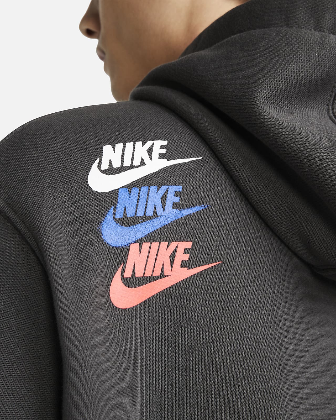 Nike Sportswear Standard Issue Men's Fleece Pullover Hoodie. Nike IL
