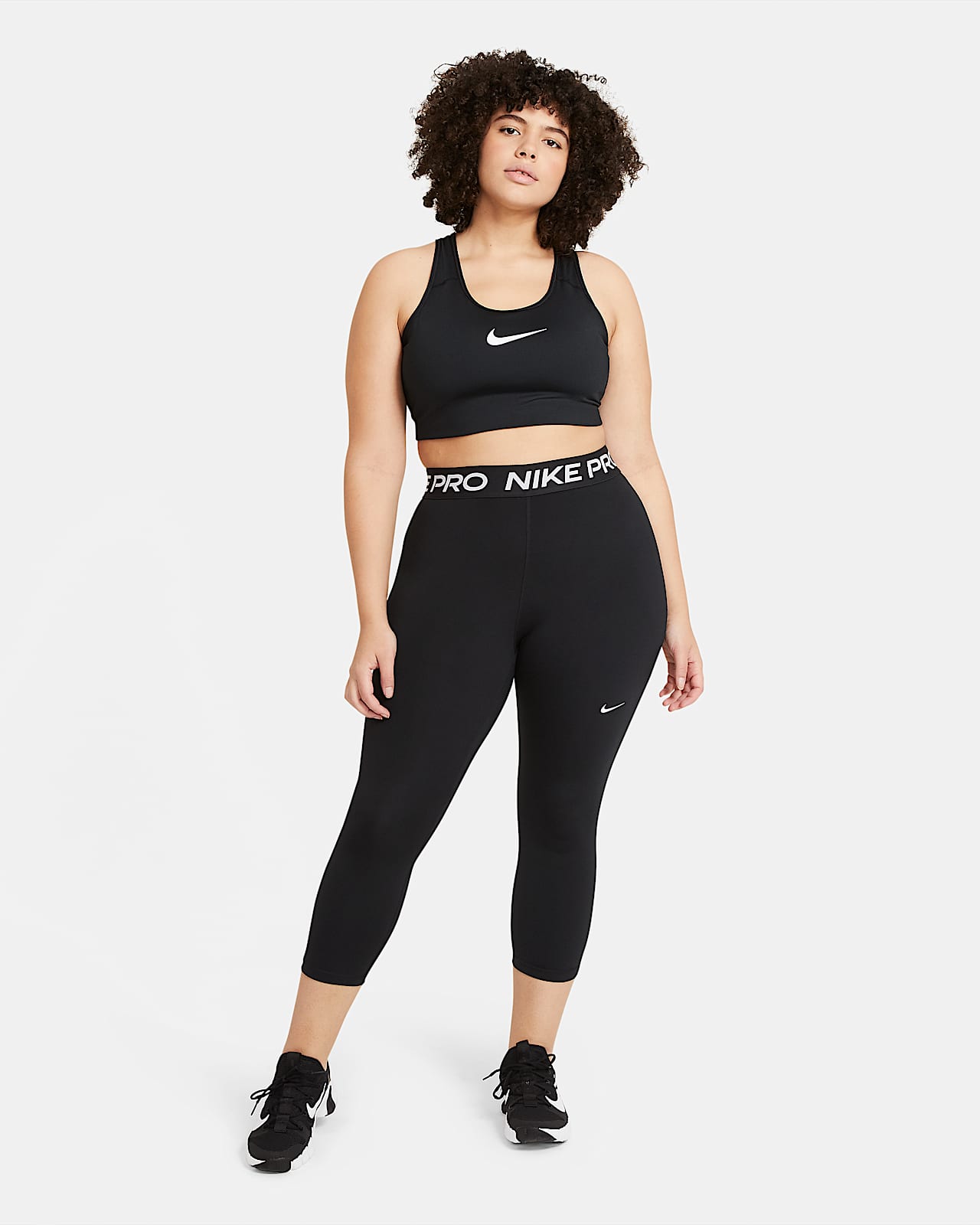 Nike Pro Women's Mid-Rise Crop Leggings 