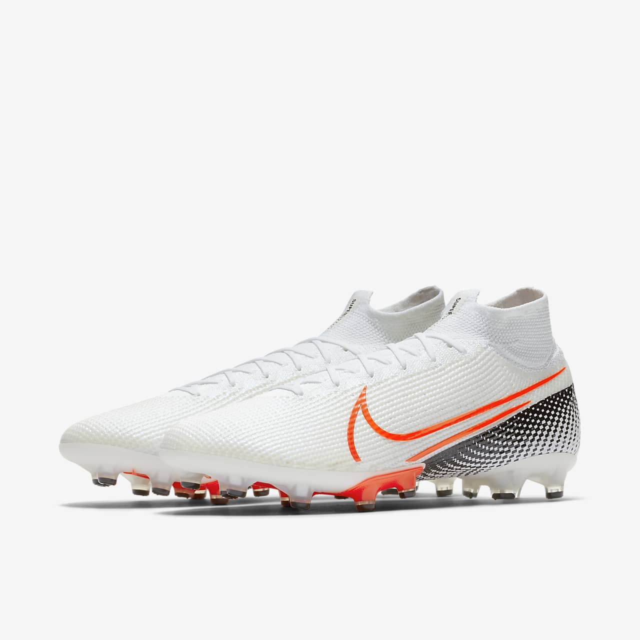 chaussure crampon nike