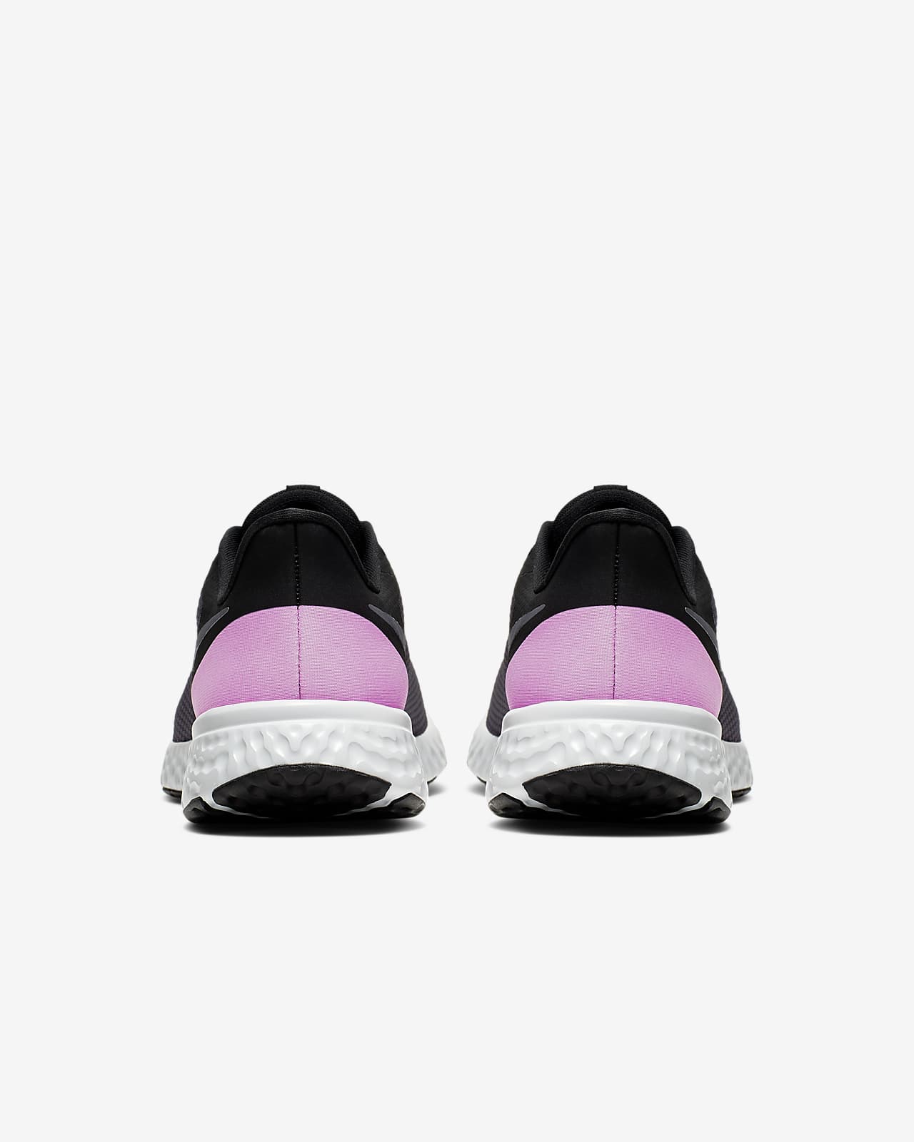 nike revolution women's