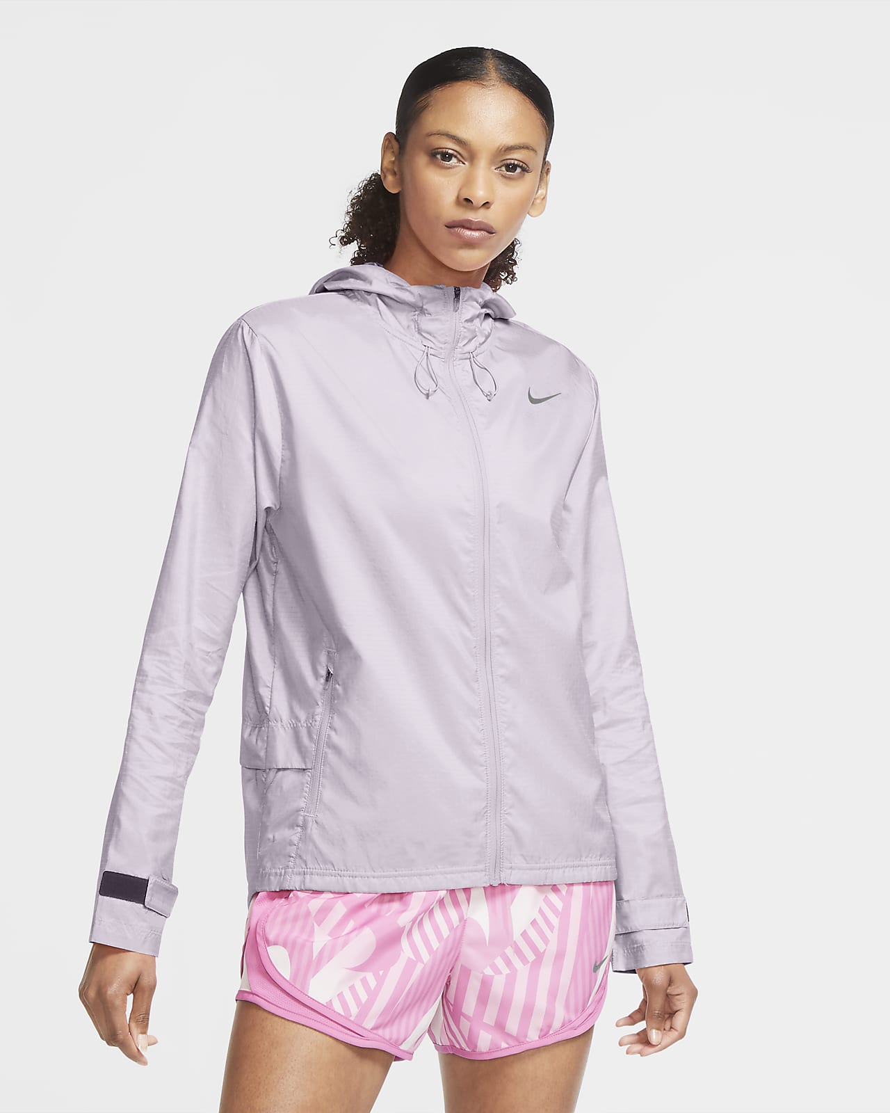 nike essential running jacket women's