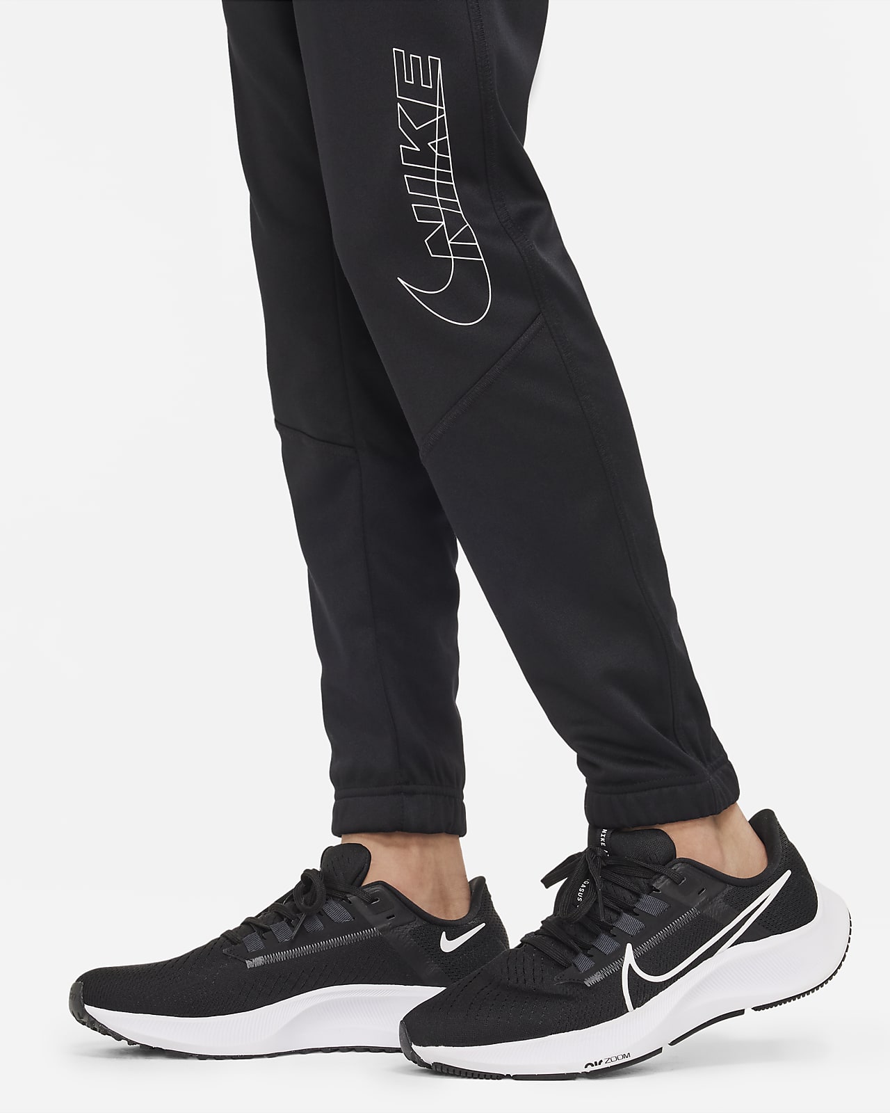 Nike Therma-FIT Older Kids' (Boys') Graphic Tapered Training Trousers ...