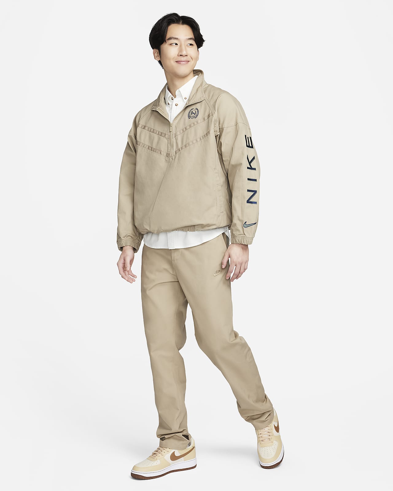 Nike chino outlet pants