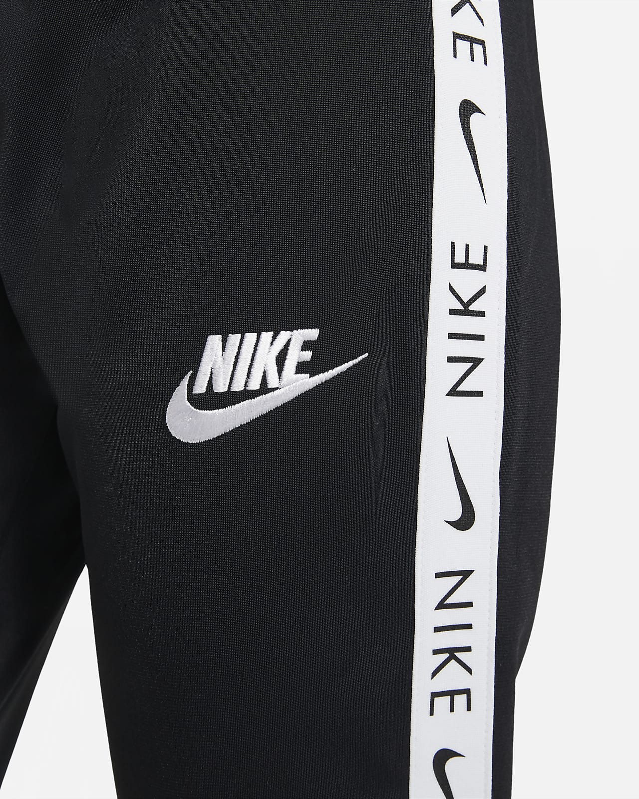 nike logo tracksuit