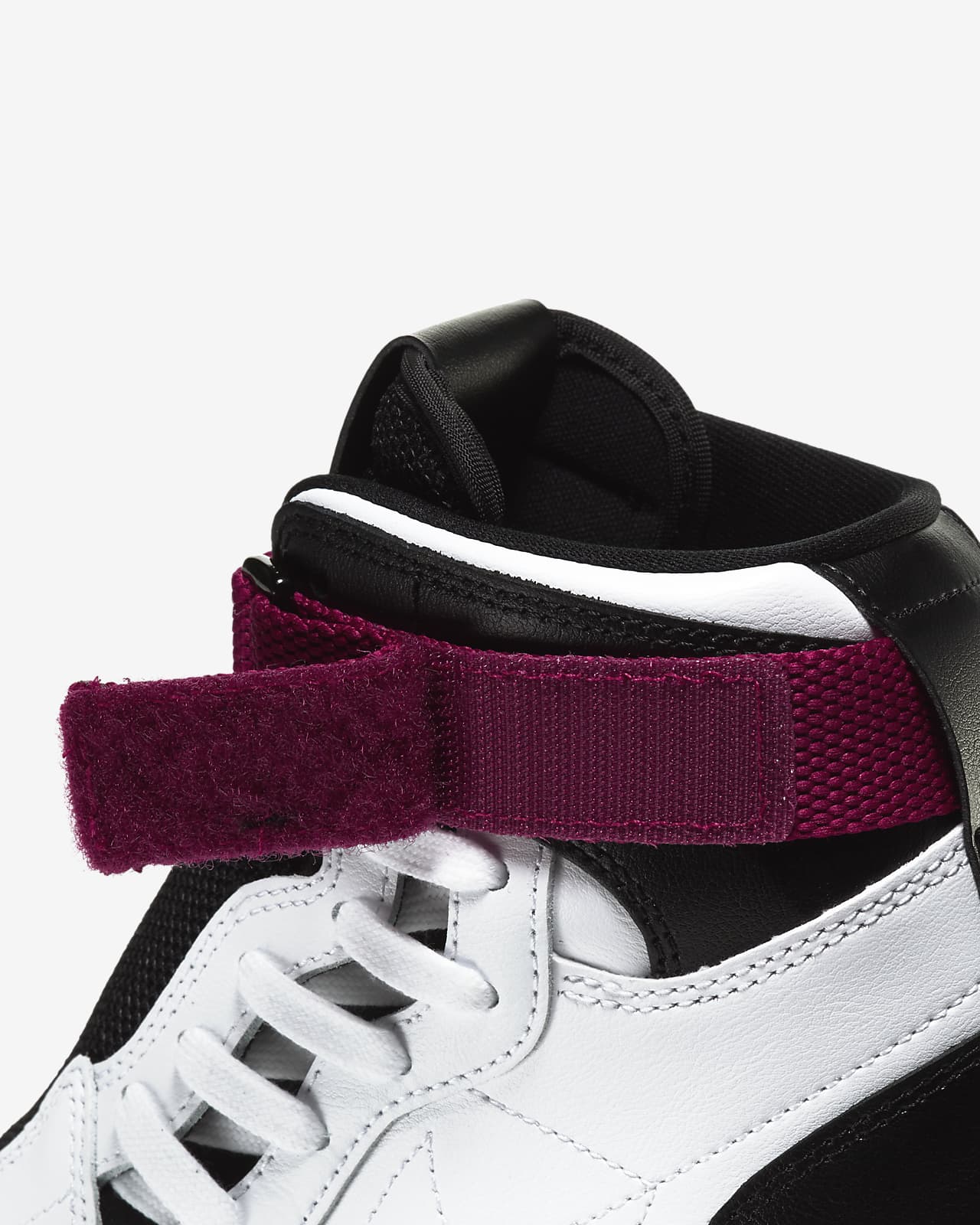 nike air jordan 1 nova sneakers in pink and black