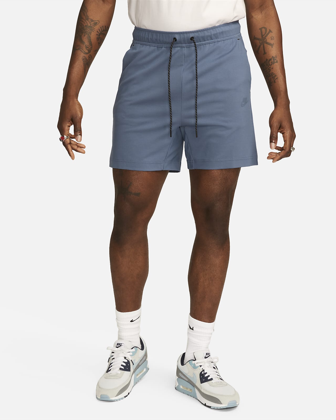 schandaal louter Wakker worden Nike Sportswear Tech Fleece Lightweight herenshorts. Nike NL