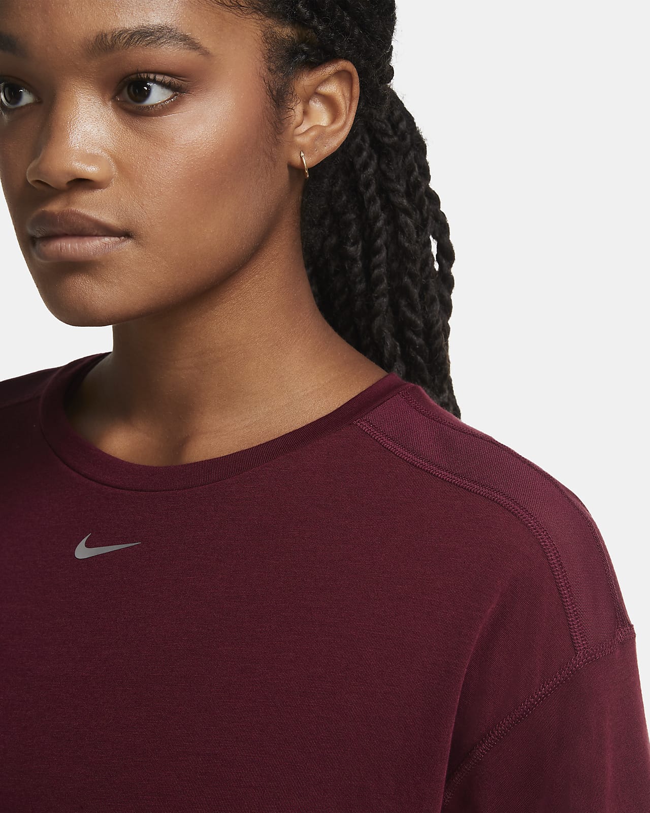 nike pro aeroadapt shorts womens