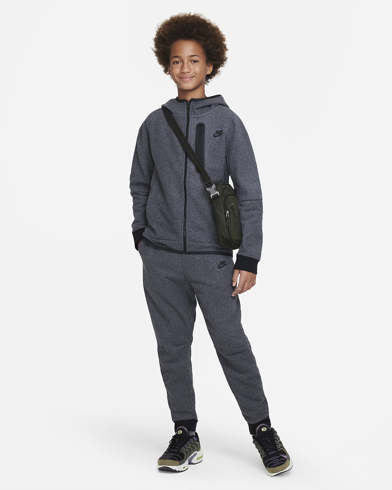 Conciso Globo poco Nike Sportswear Tech Fleece Sudadera de invierno con capucha y cremallera  completa - Niño. Nike ES