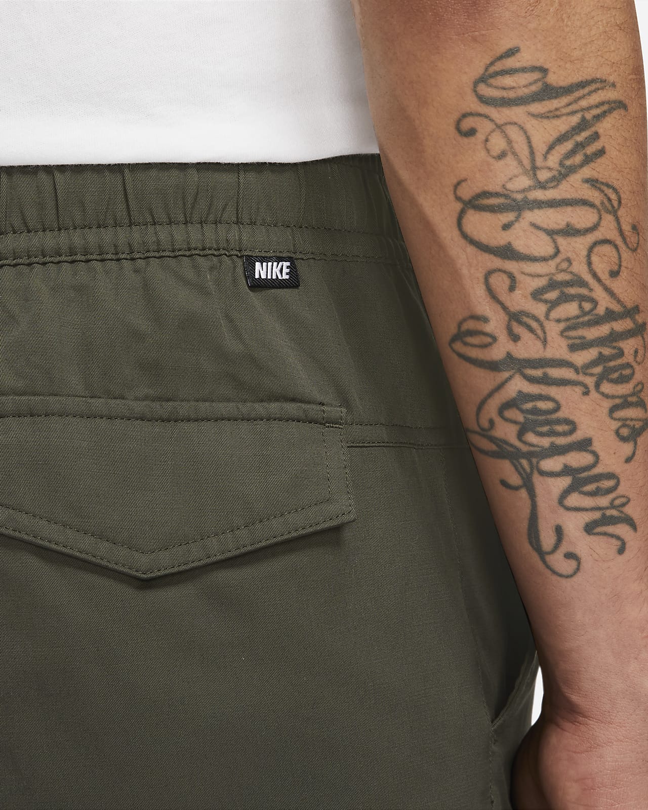 Nike Sportswear M NSW STE UTILITY - Cargo trousers - limestone