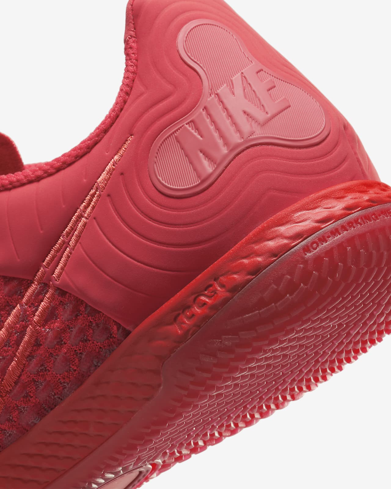 Calzado de f tbol de corte low para cancha cubierta Nike React Gato