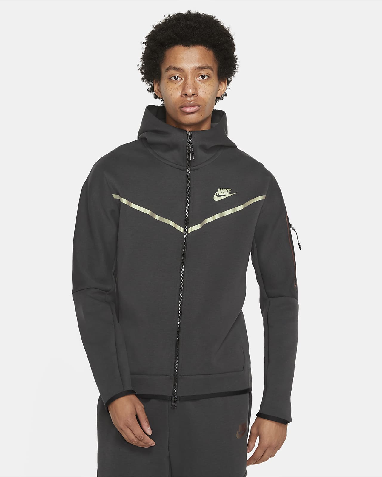 nike sportswear tech fleece hoodie black