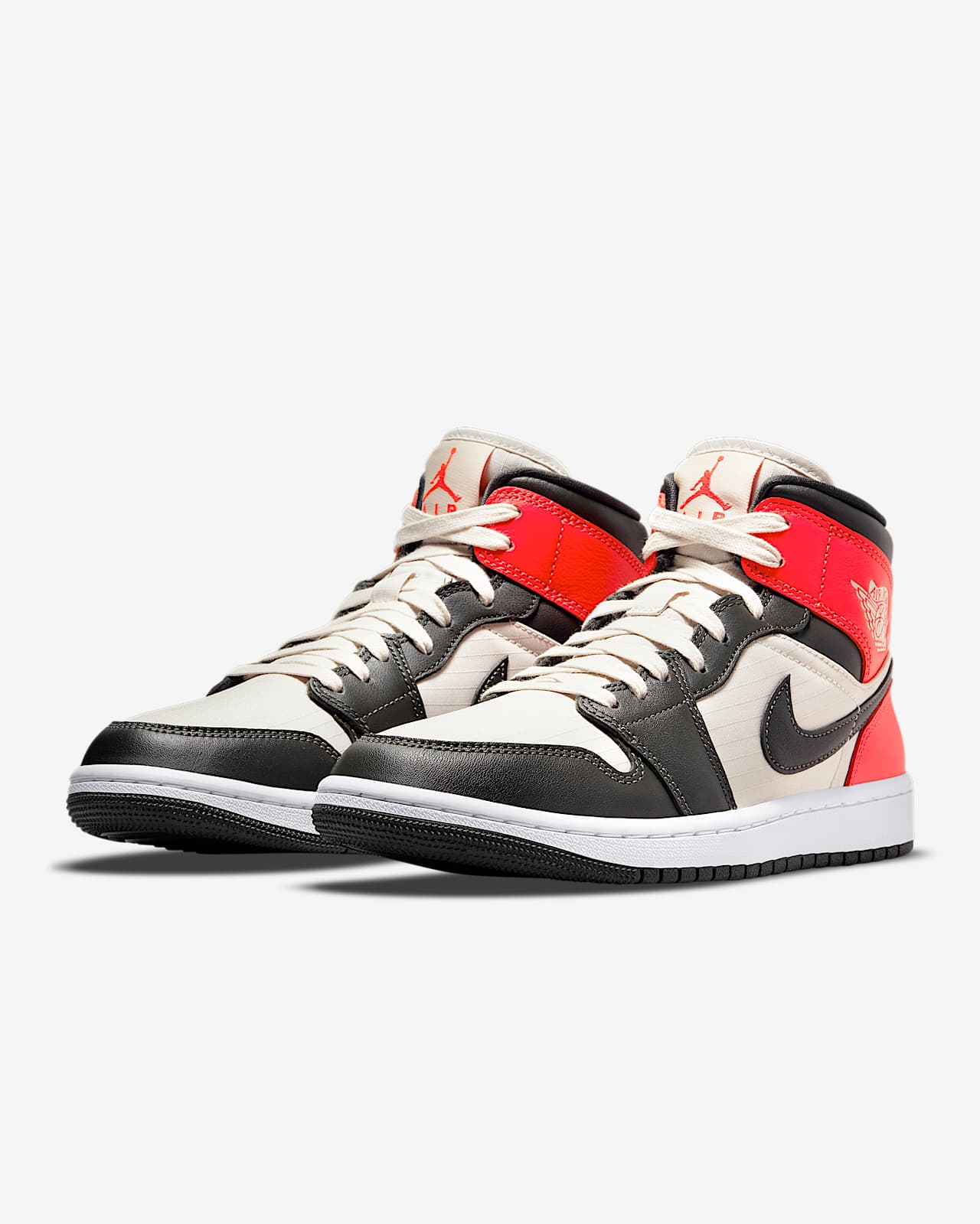 Air Jordan 1 Mid SE Women's Shoe. Nike JP