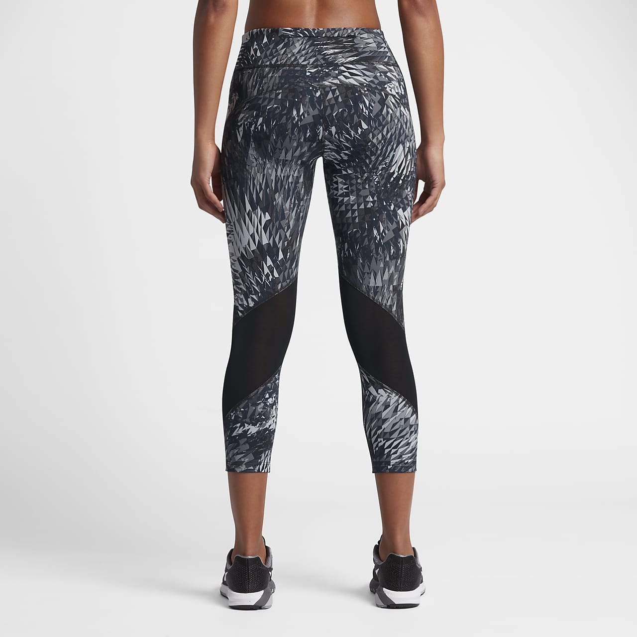 nike power epic lux crop