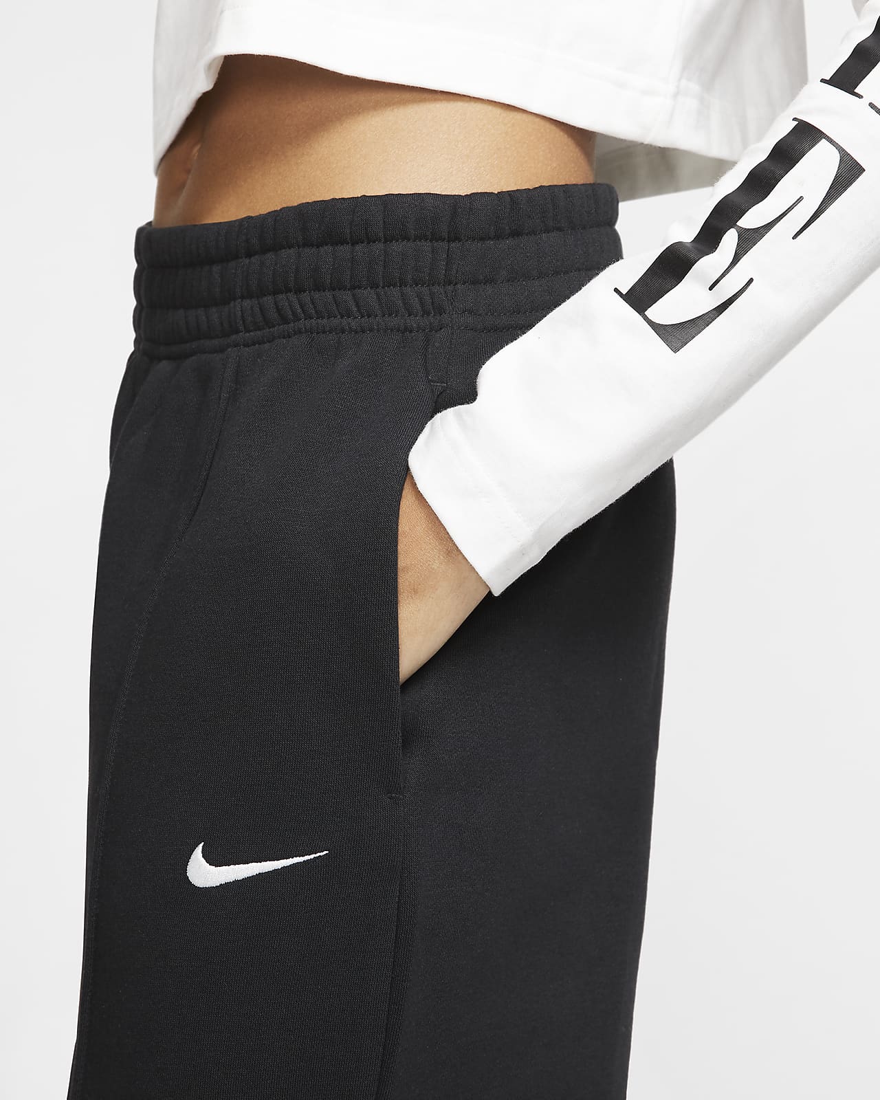 Los mejores pants de tejido Fleece Nike para mujer. Nike MX