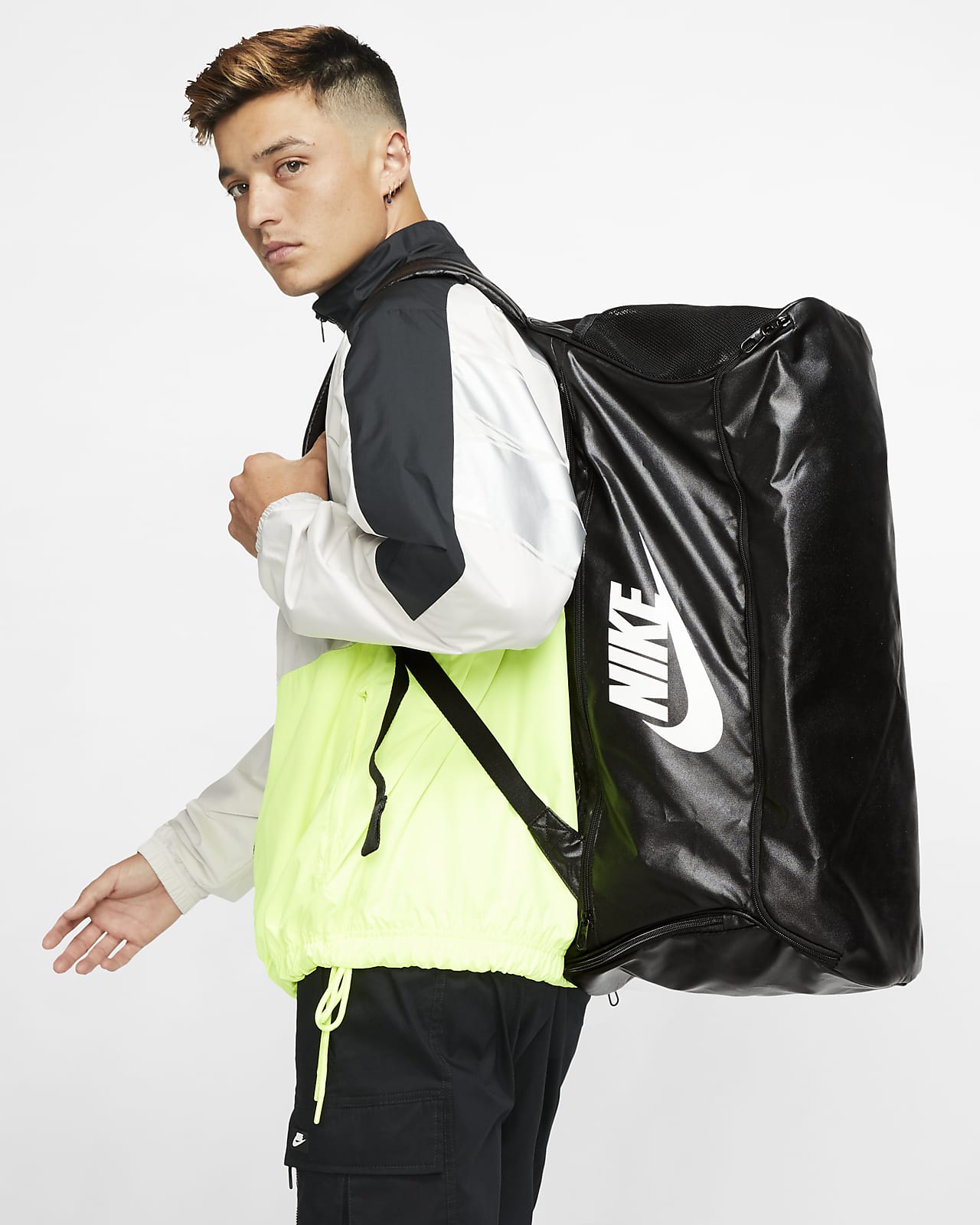 Nike Brasilia konvertibel duffelbagryggsekk til trening Nike Brasilia konvertibel duffelbagryggsekk til trening