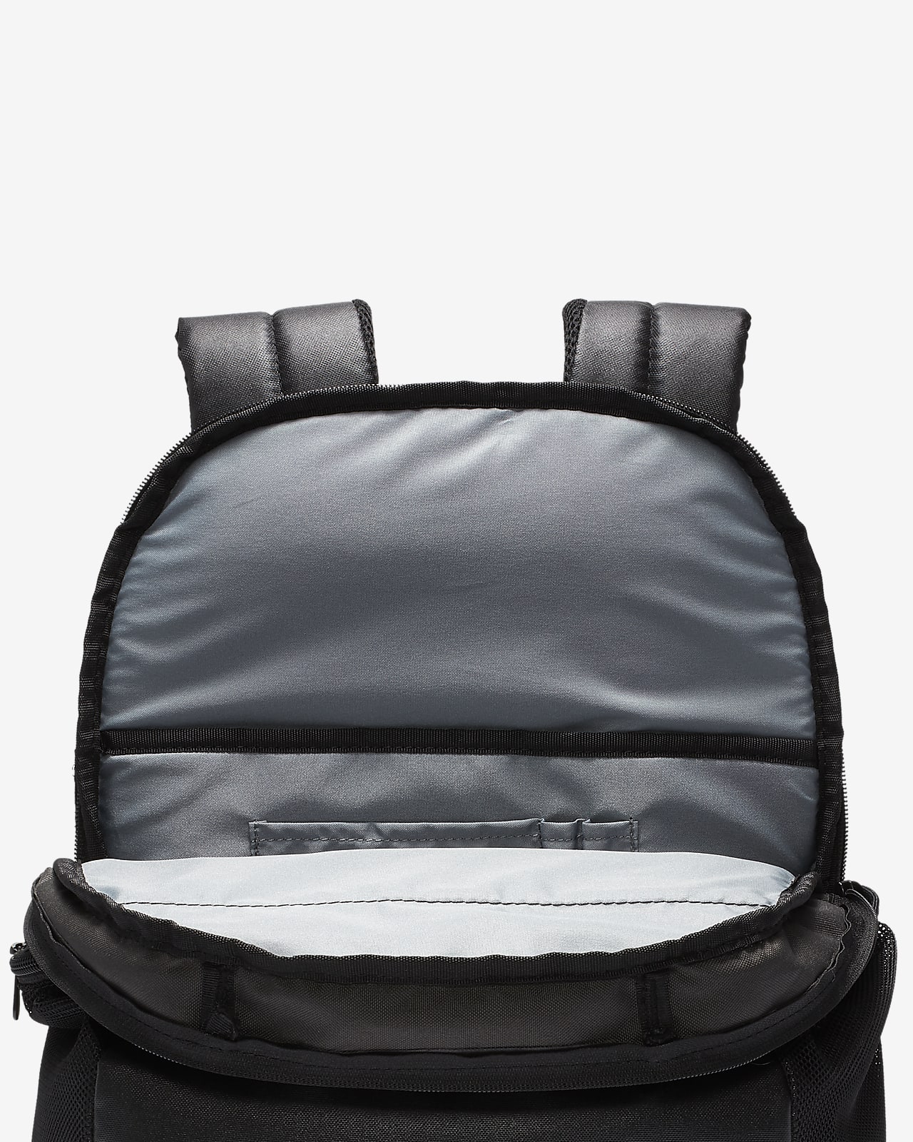 nike brasilia 24l