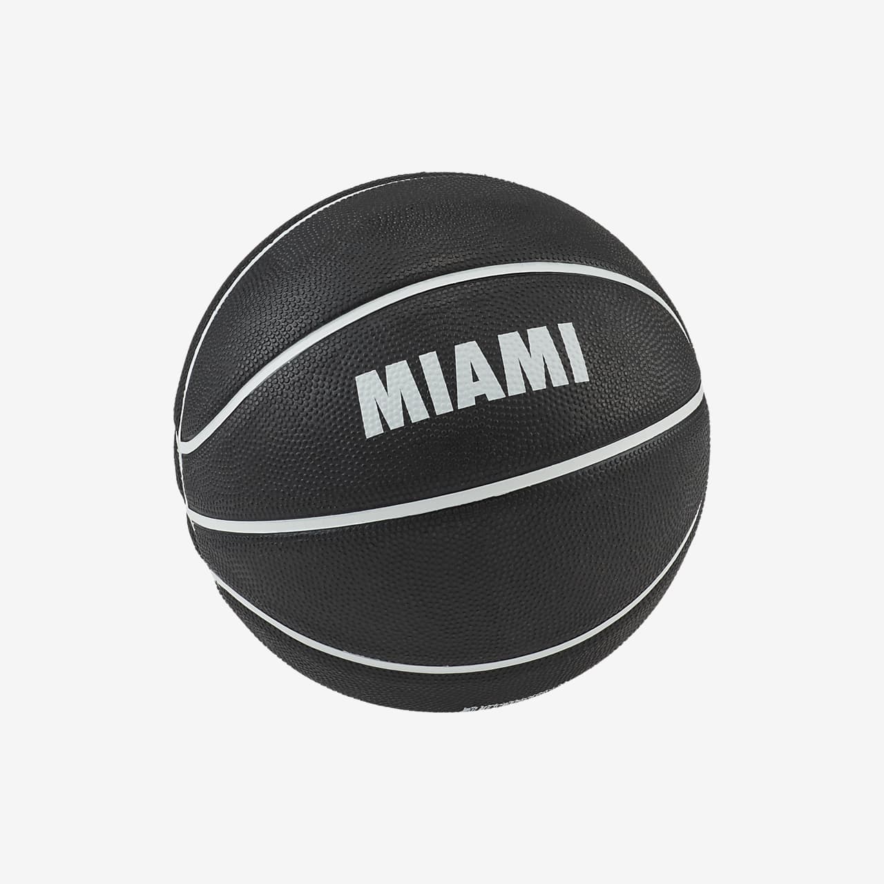 ▷ Balón Baloncesto con imágenes y textos Nike