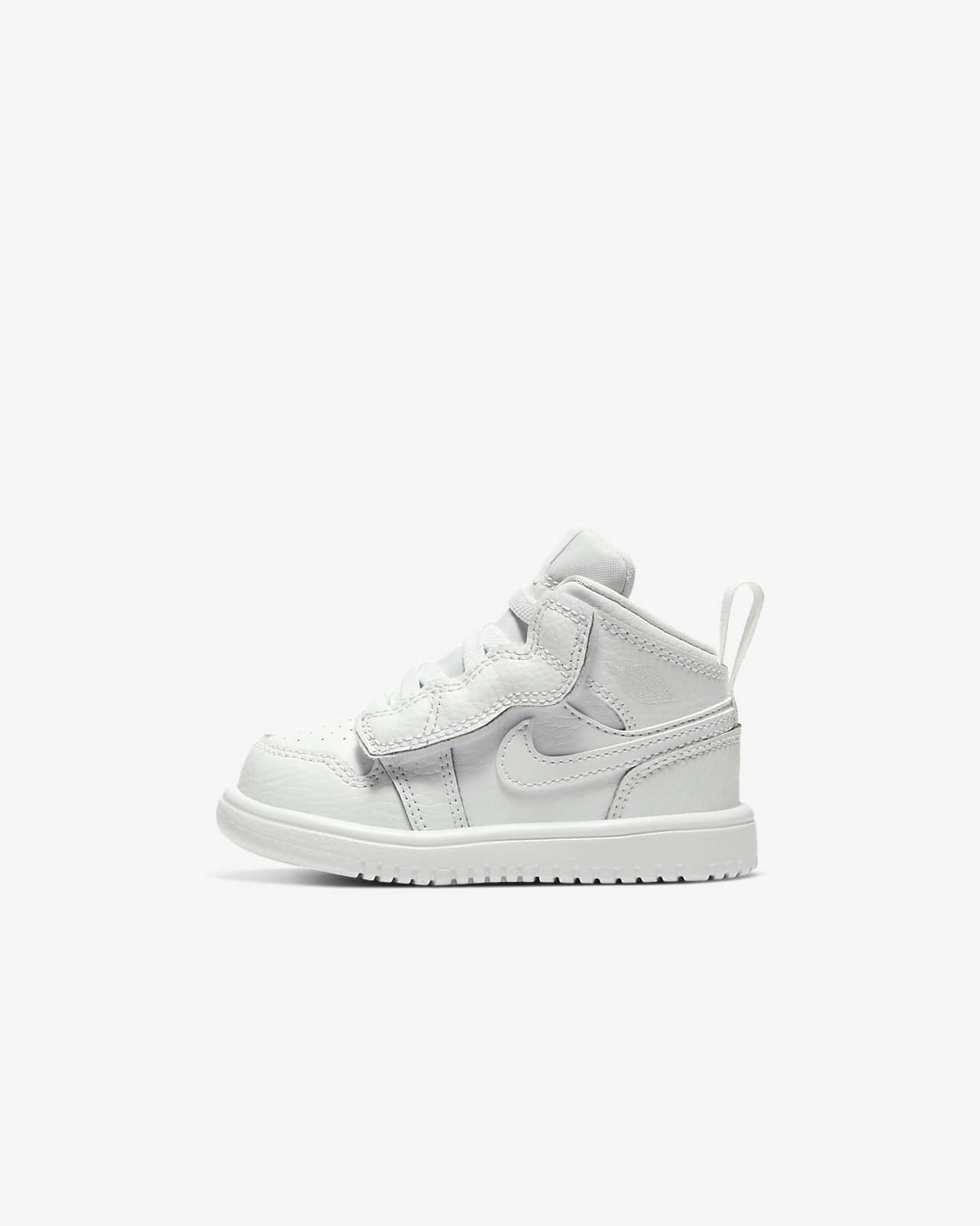 Jordan 1 Mid Baby and Toddler Shoe. Nike LU
