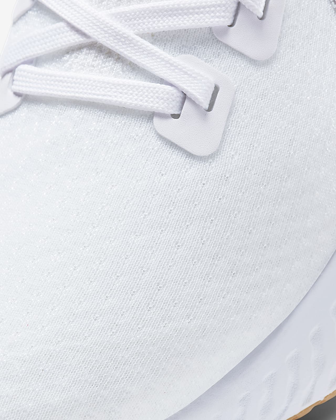 mens white nike flyknit