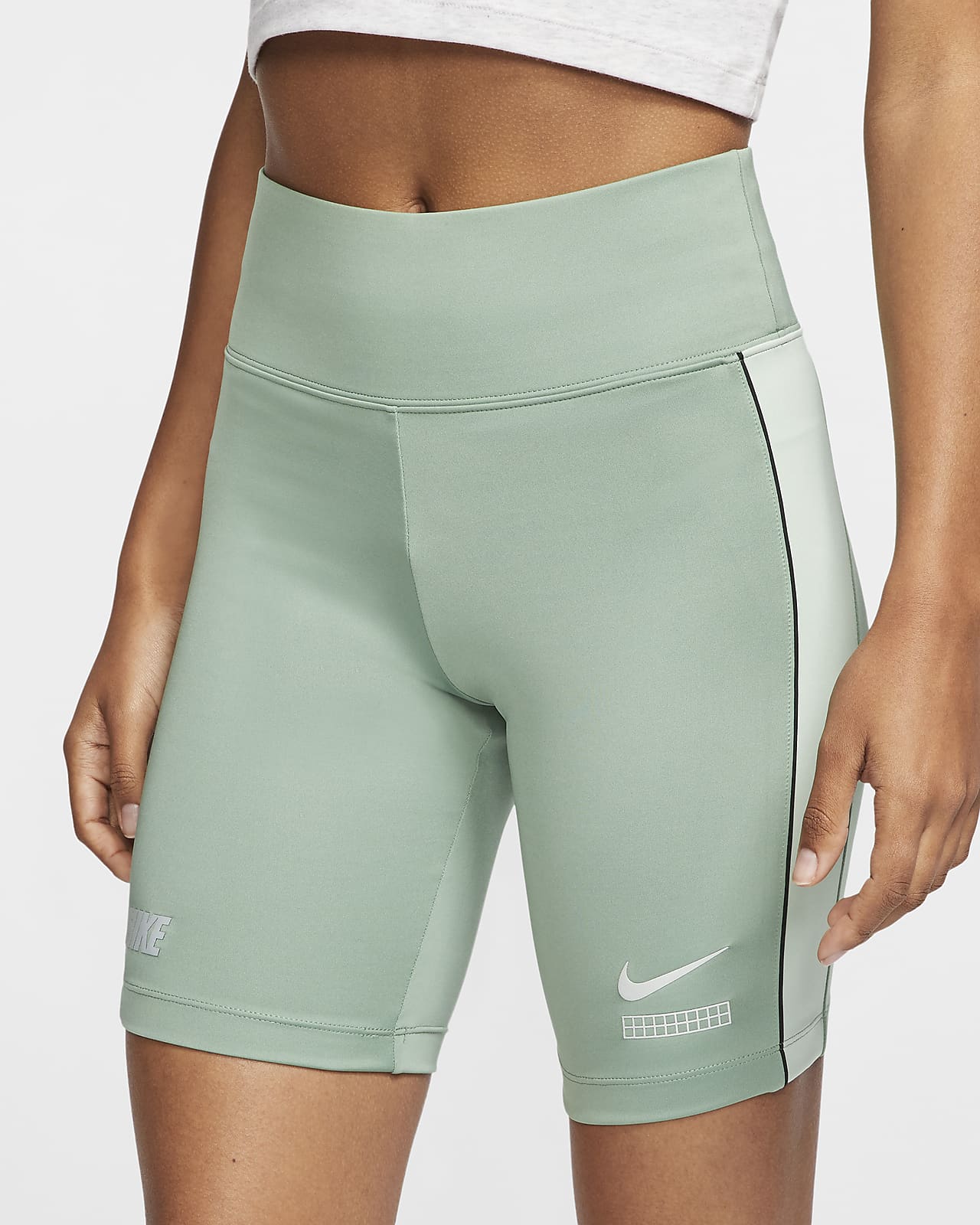 nike pro women's bike shorts