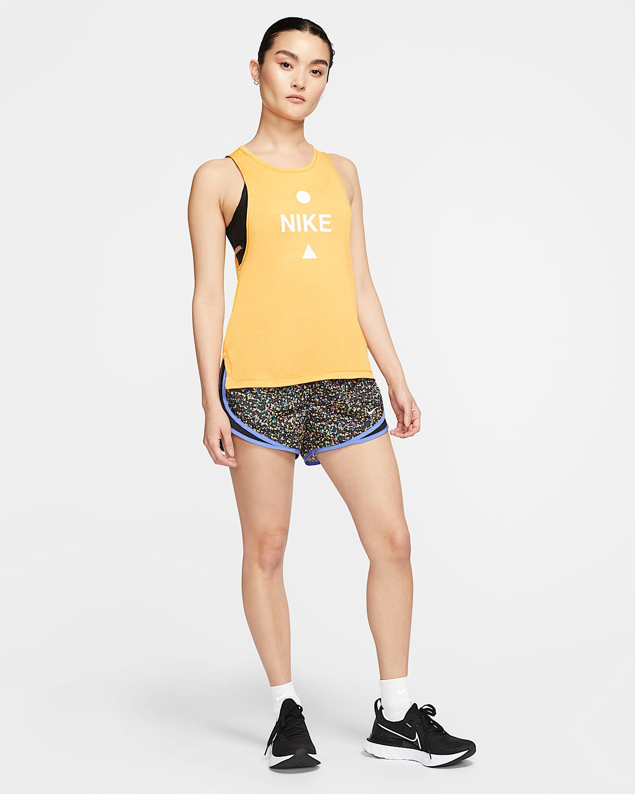 nike women's cinched tempo running shorts