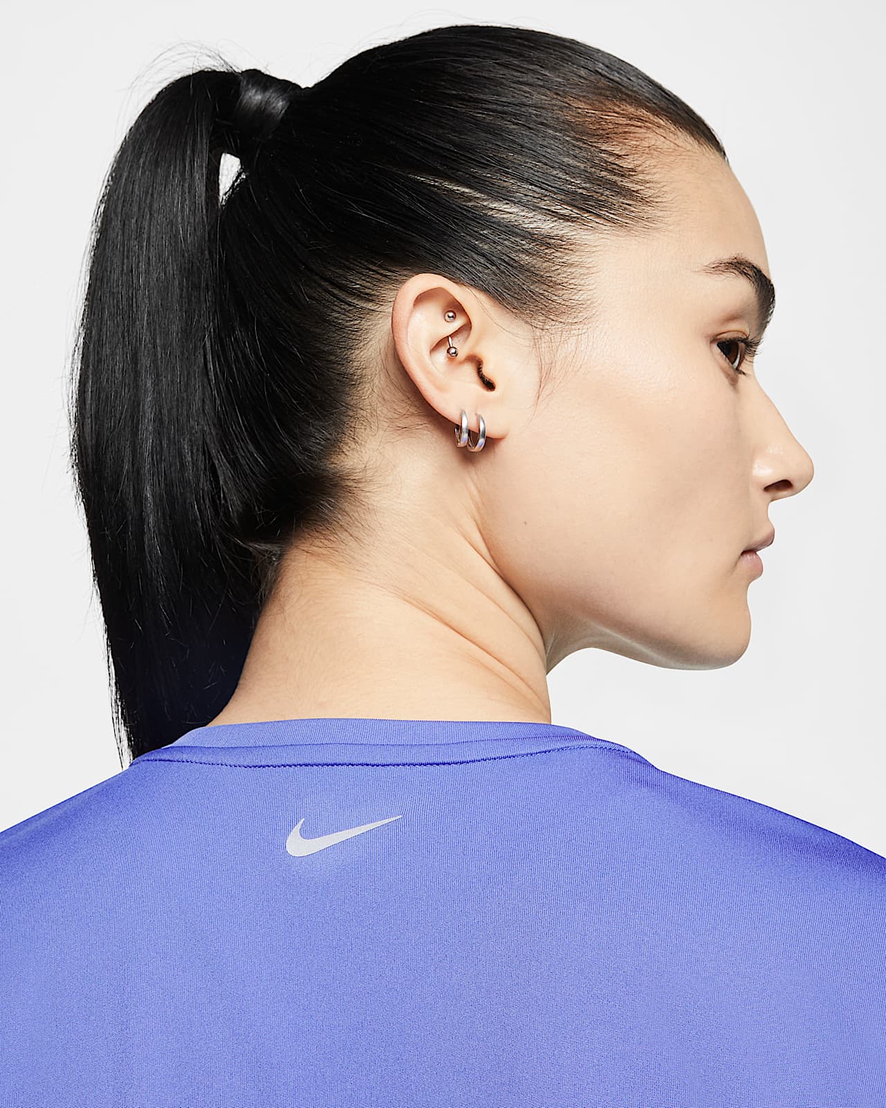 nike women's miler short sleeve running top
