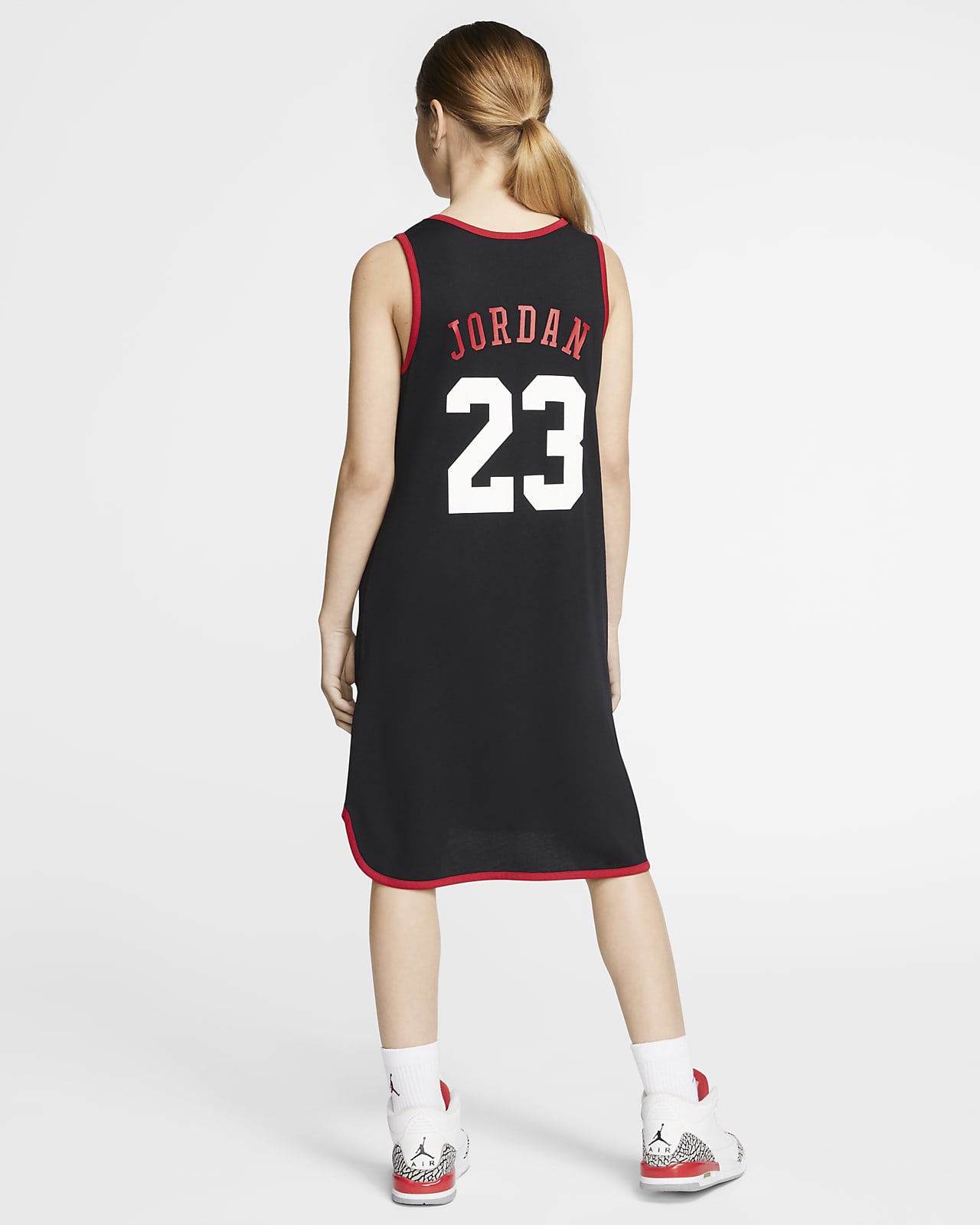 tenue basket fille jordan