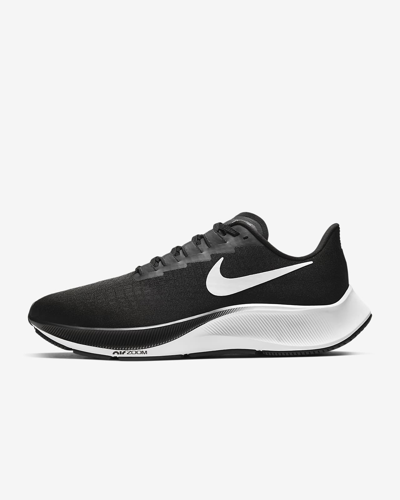 nike running air zoom pegasus trainers in black and white