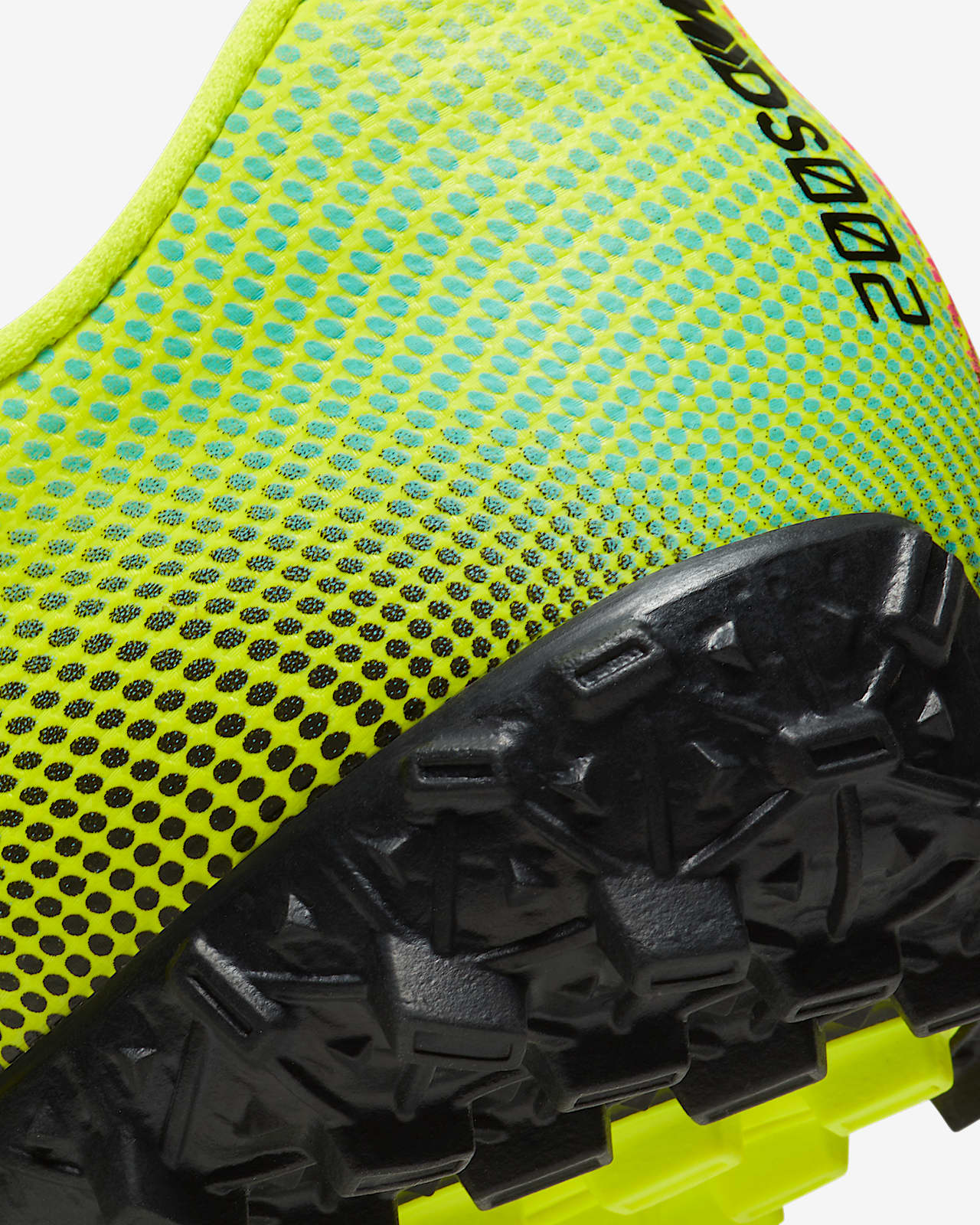 kids soccer turf cleats