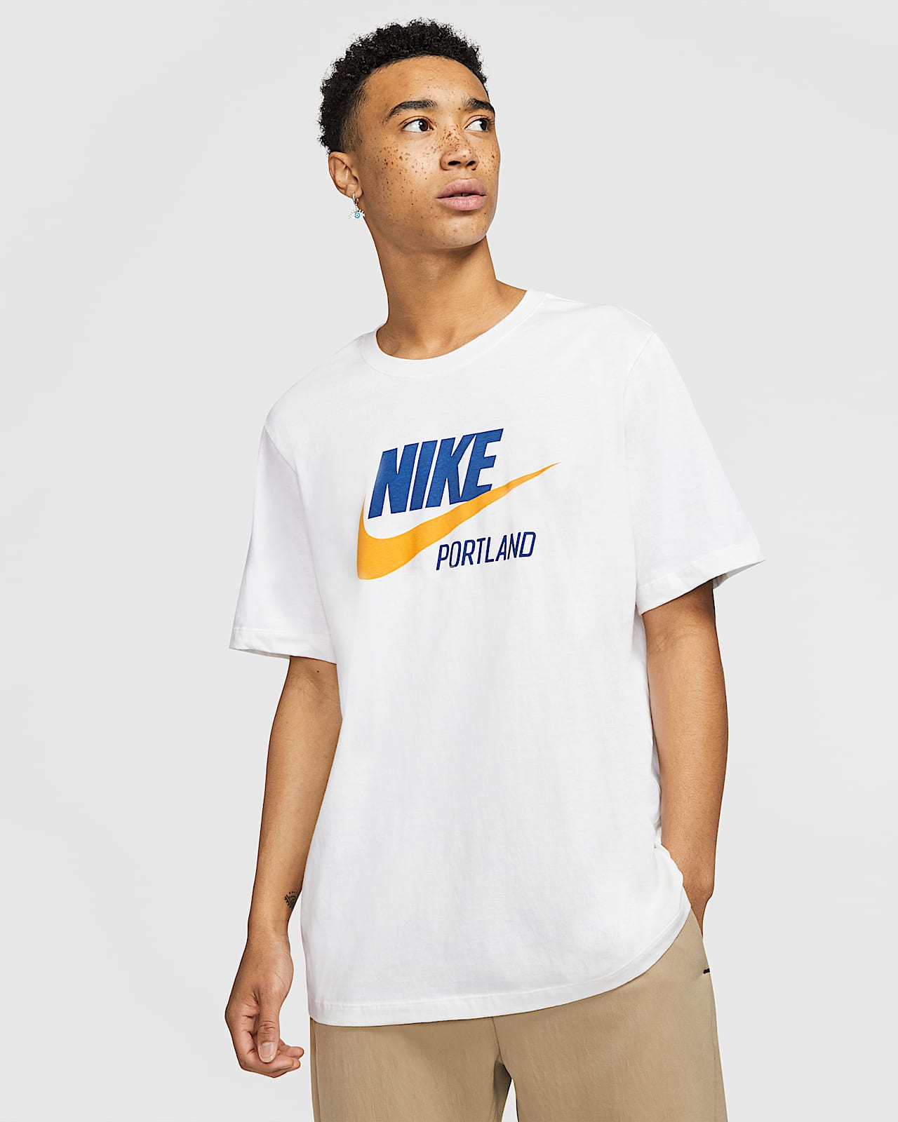 nike sportswear shirts