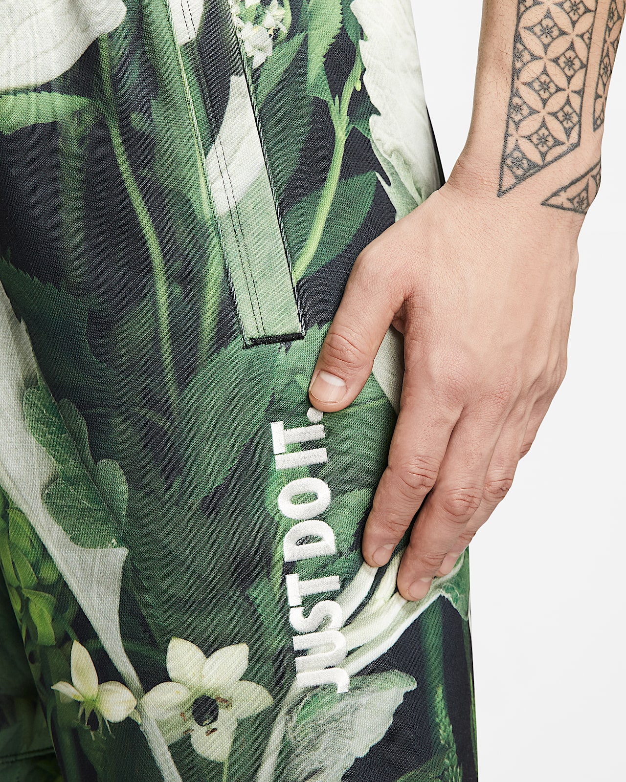 nike jdi alumni floral shorts