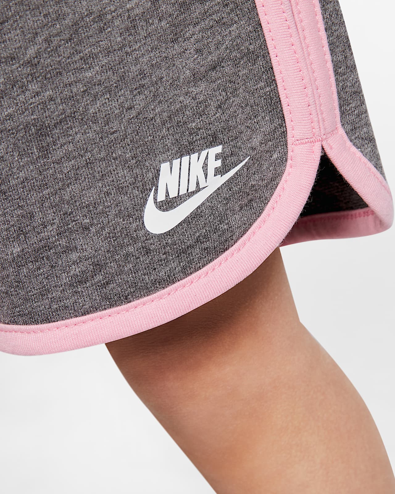 shorts and top set nike