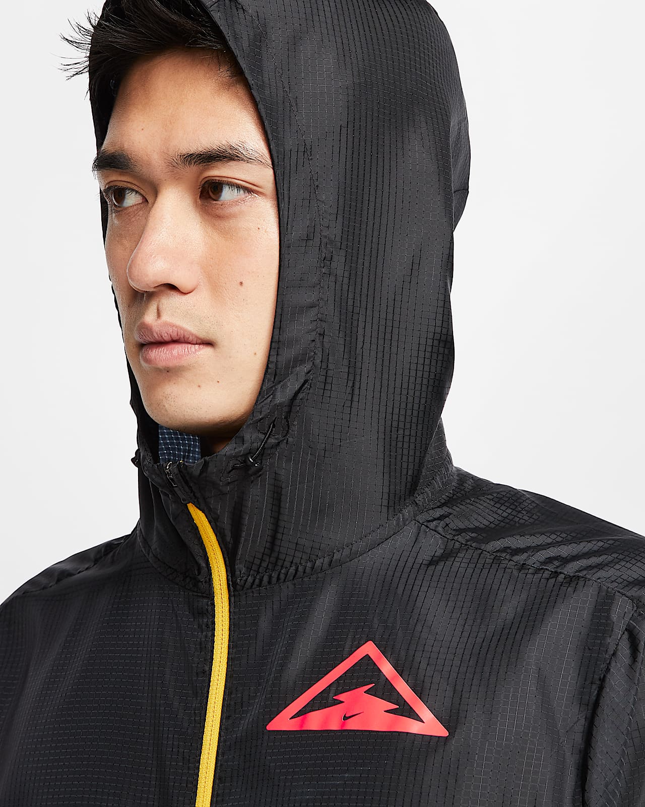Sale > nike trail windrunner jacket > in stock
