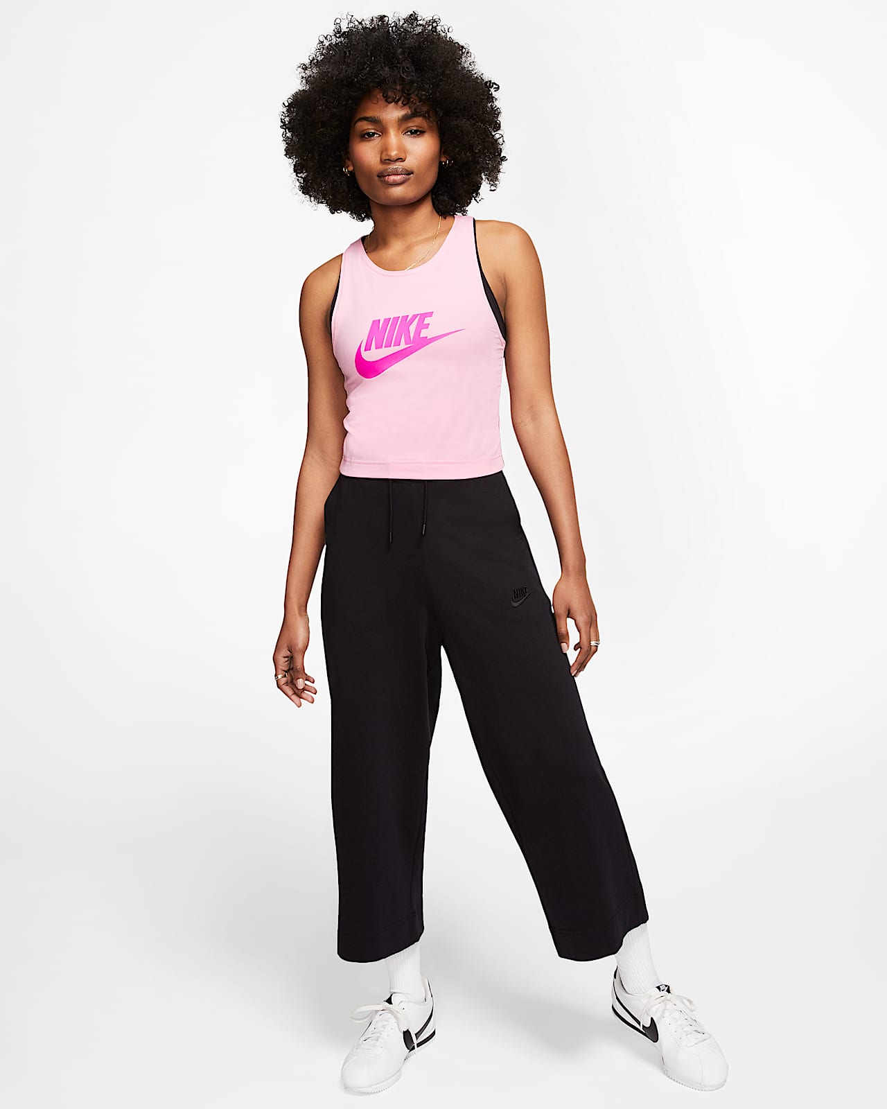 nike sportswear heritage women's