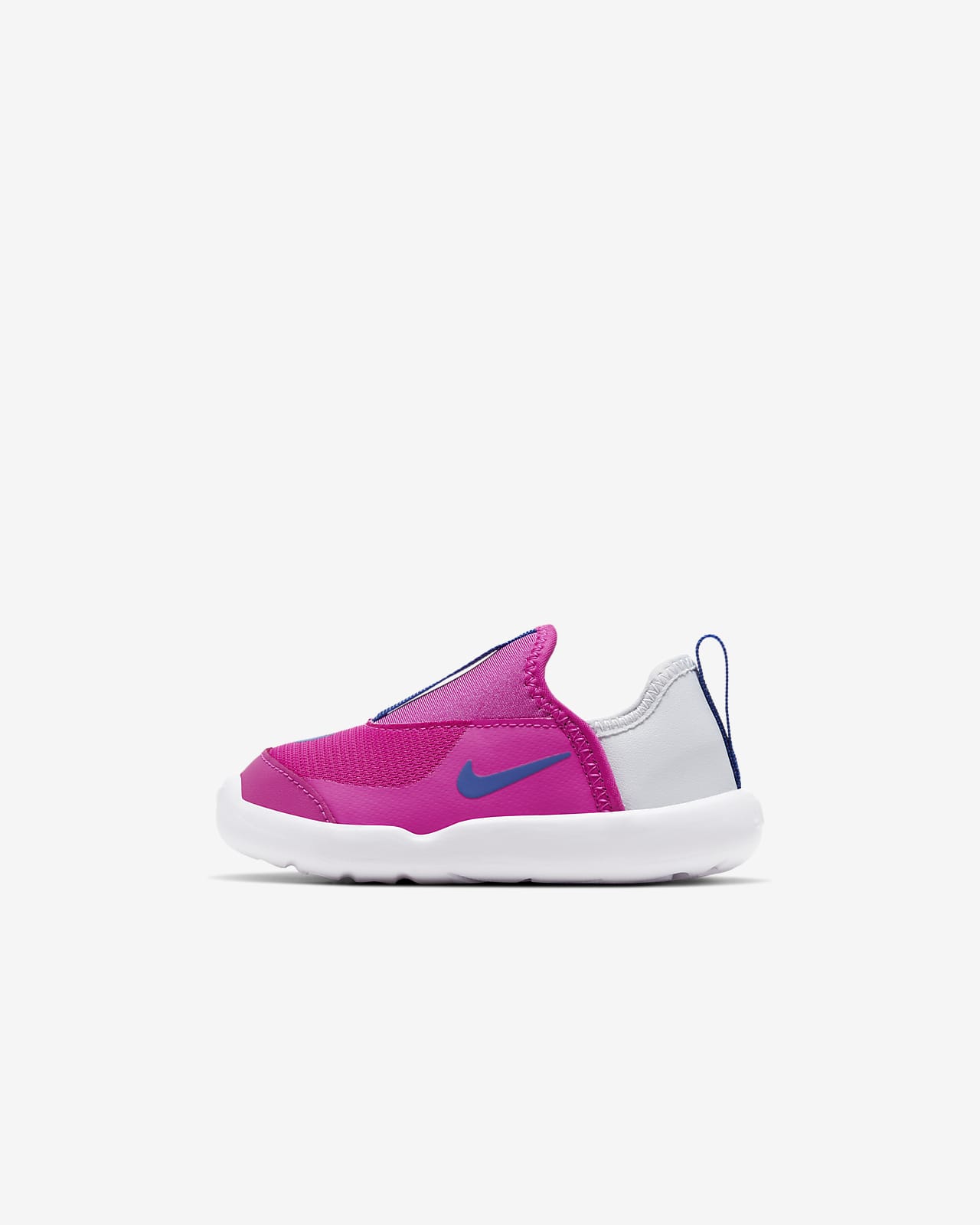 nike lil swoosh infant