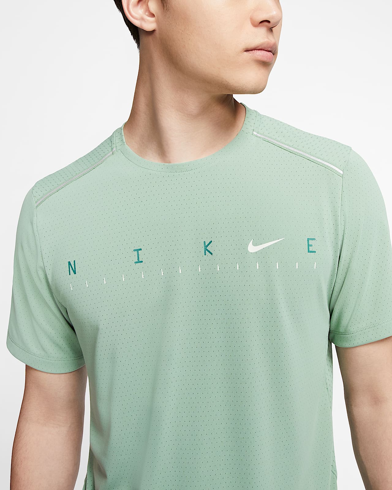 Nike Dri-FIT Miler Future Fast ç·åä¸è¡£-èå
(Nike)ä¸å½å®ç½
