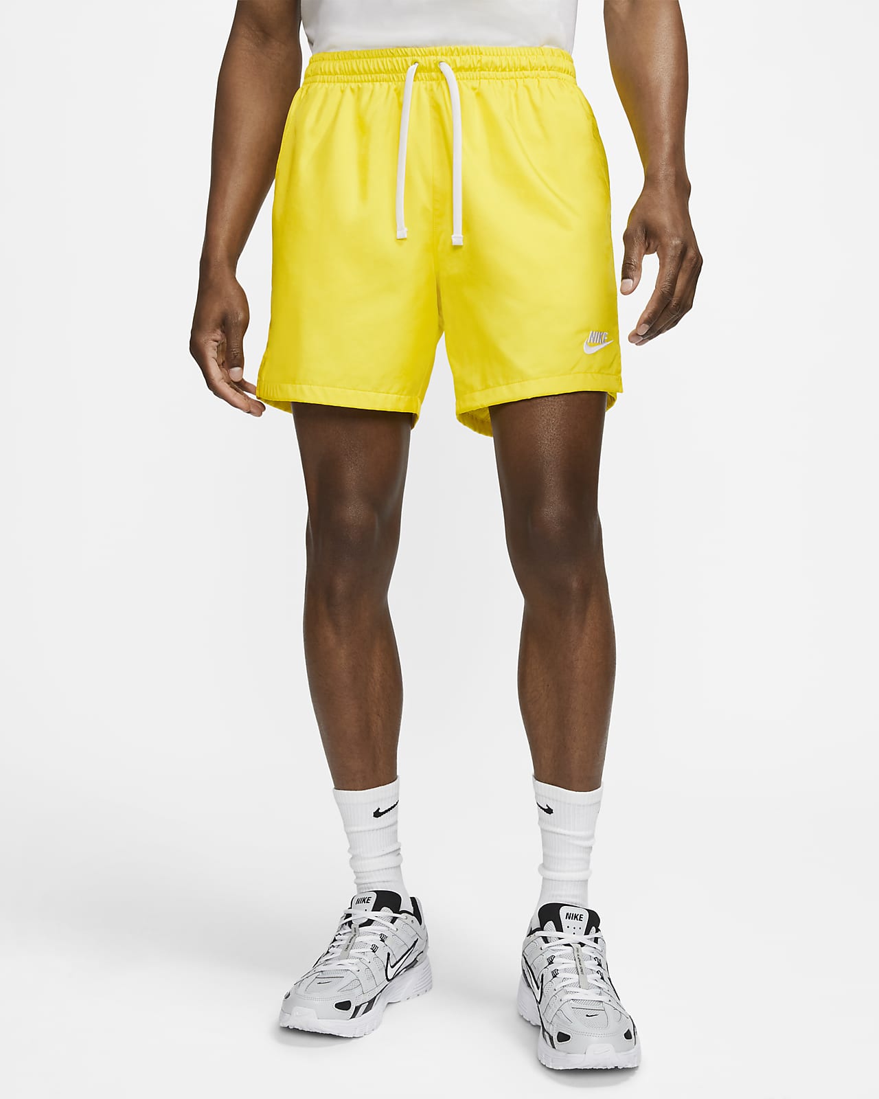 nike standard fit mid thigh shorts