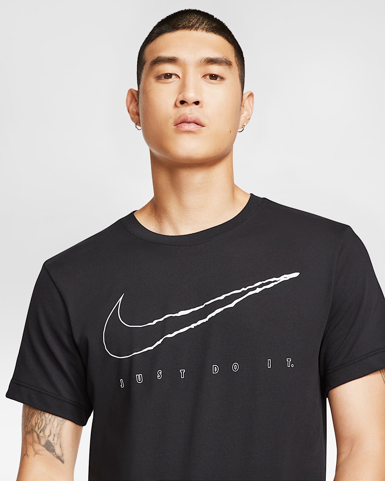 Nike公式 ナイキ Dri Fit メンズ トレーニング Tシャツ オンラインストア 通販サイト