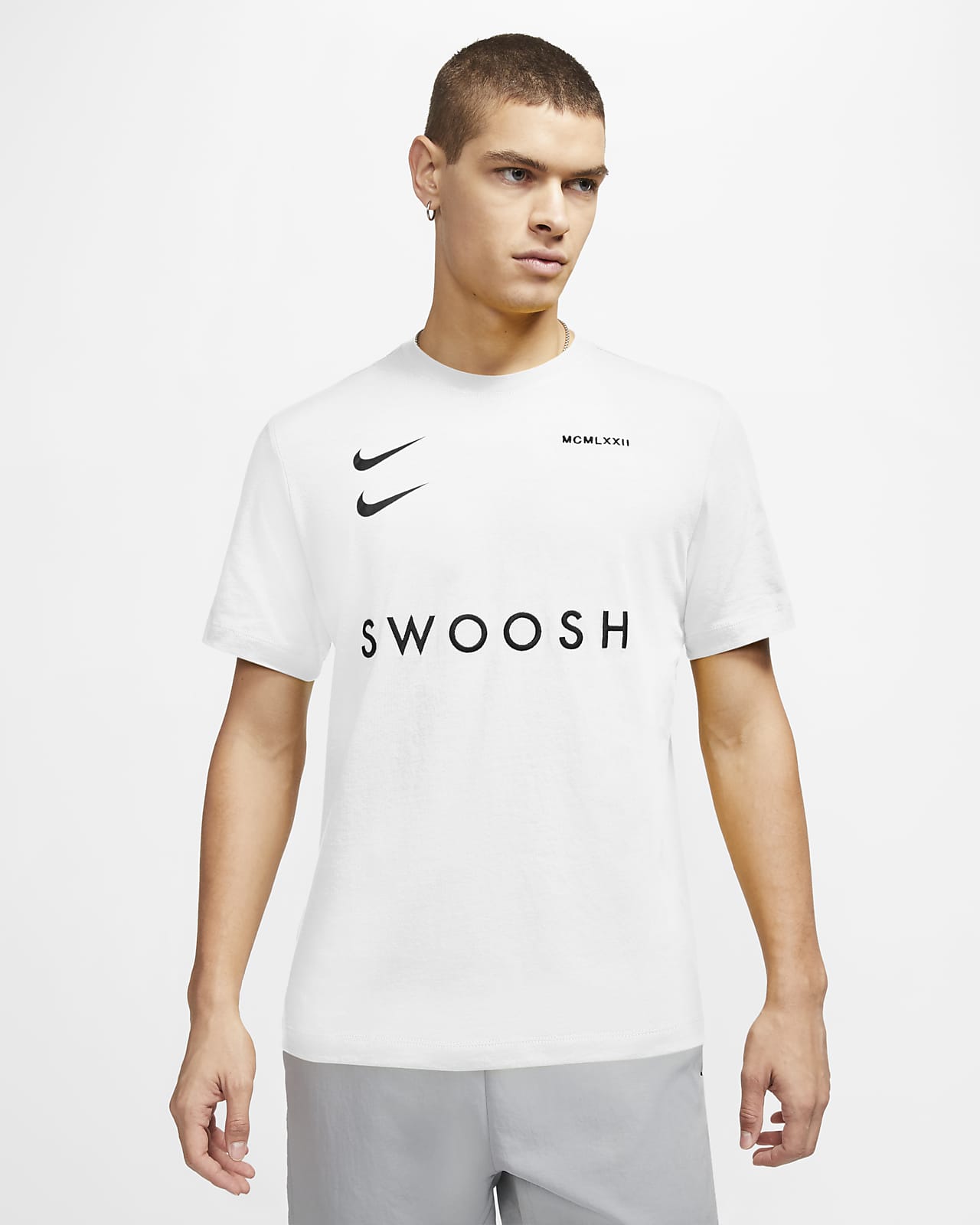 Nike Sportswear Swoosh Men's T-Shirt. Nike GB