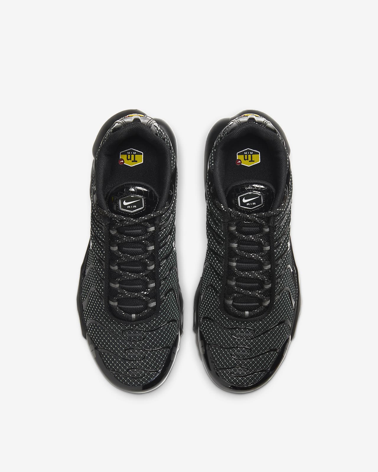 nike air max plus kids black