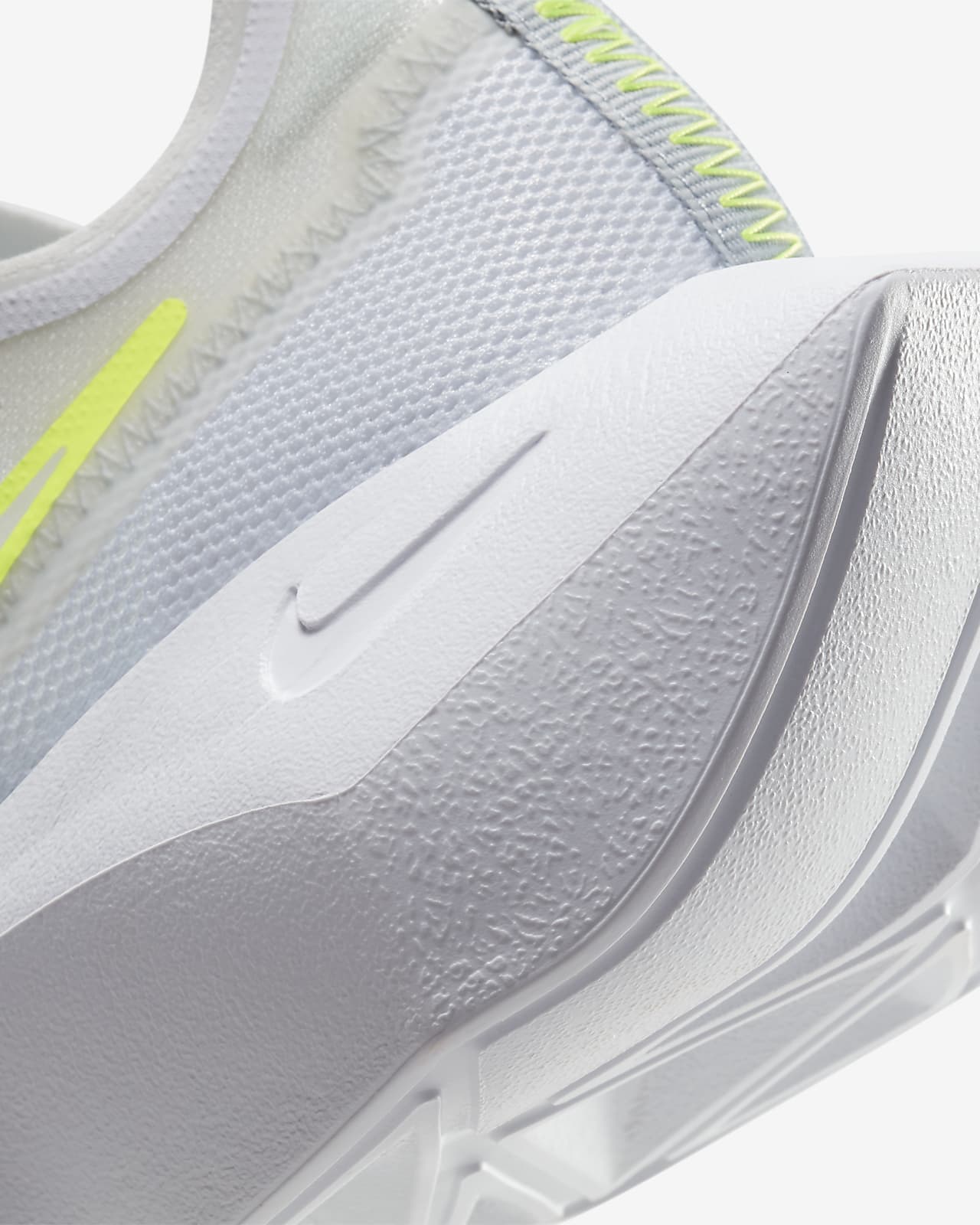 nike blanche pour femme