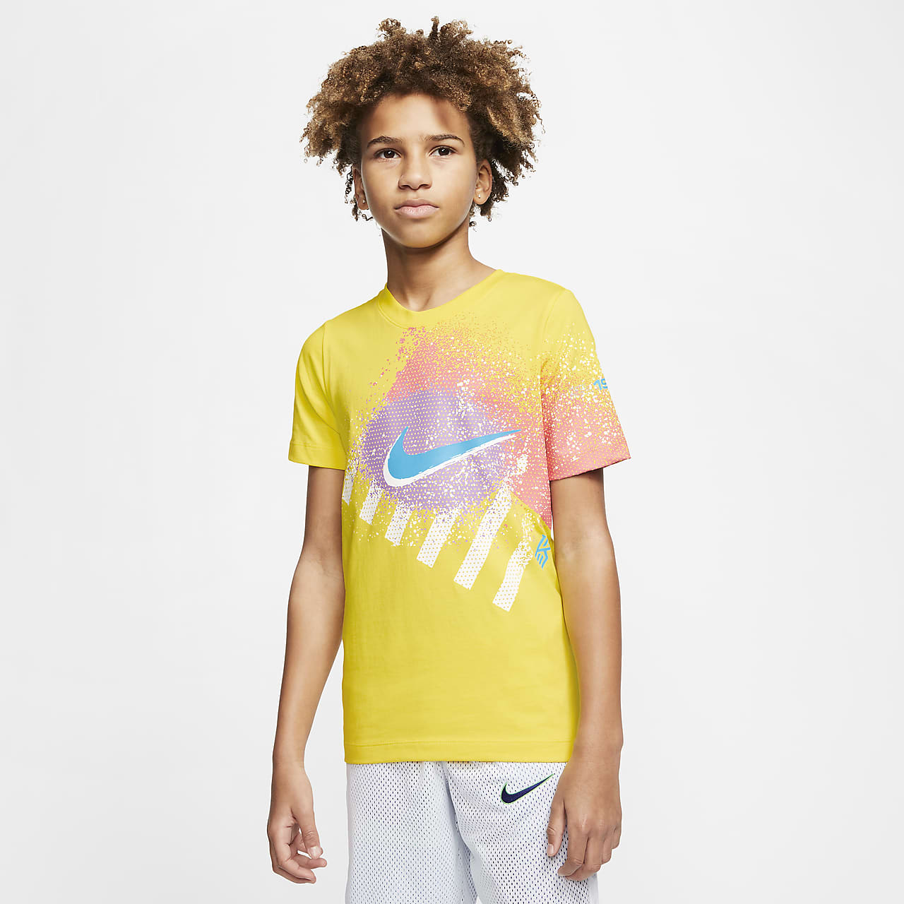 boys yellow nike shirt