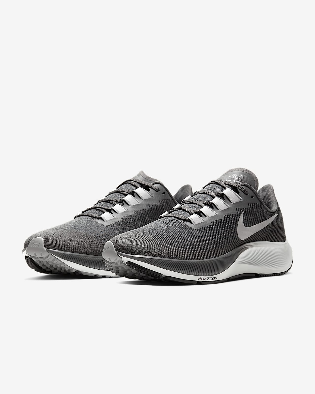 men's nike gray and black shoes