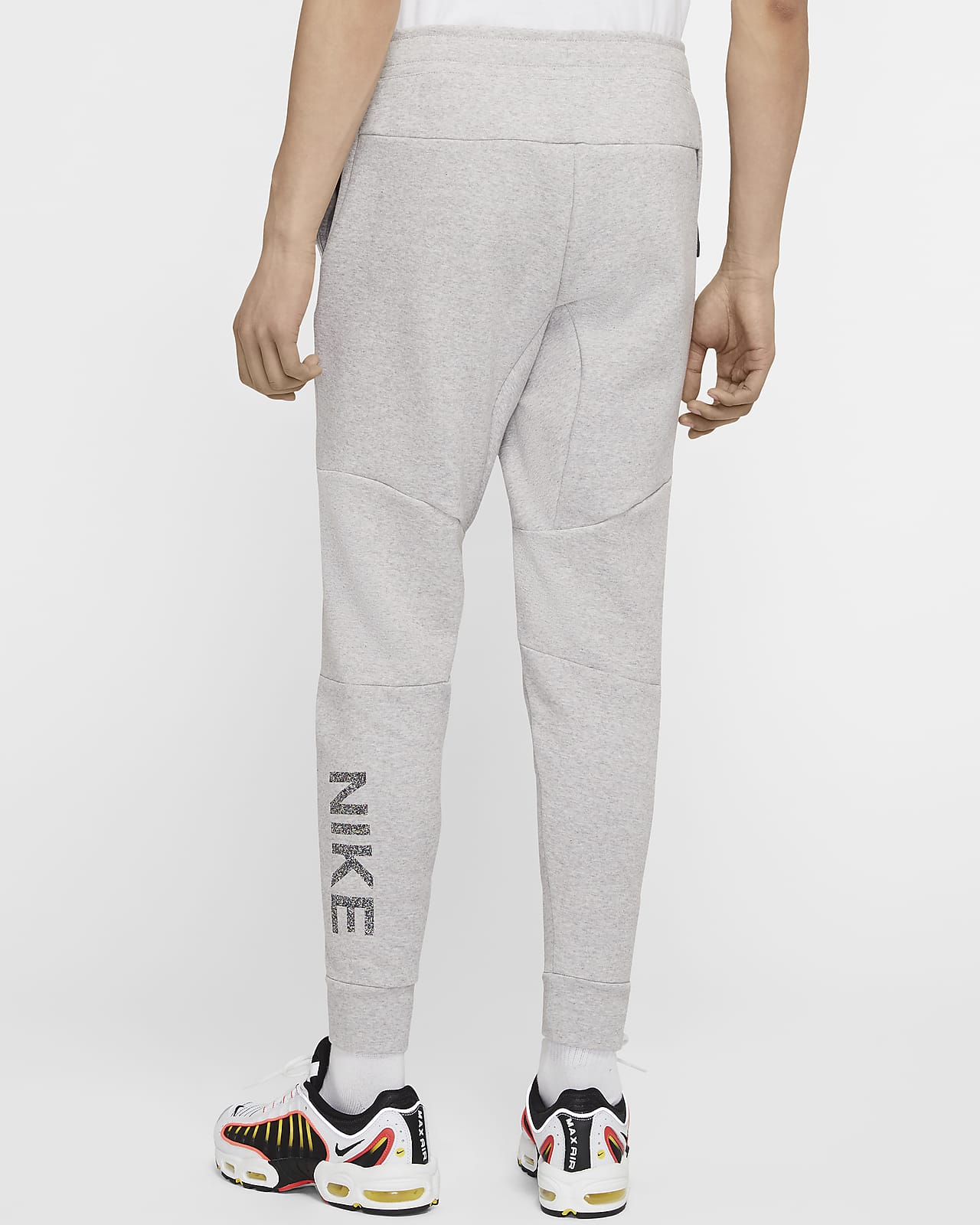 nike sportswear joggers grey