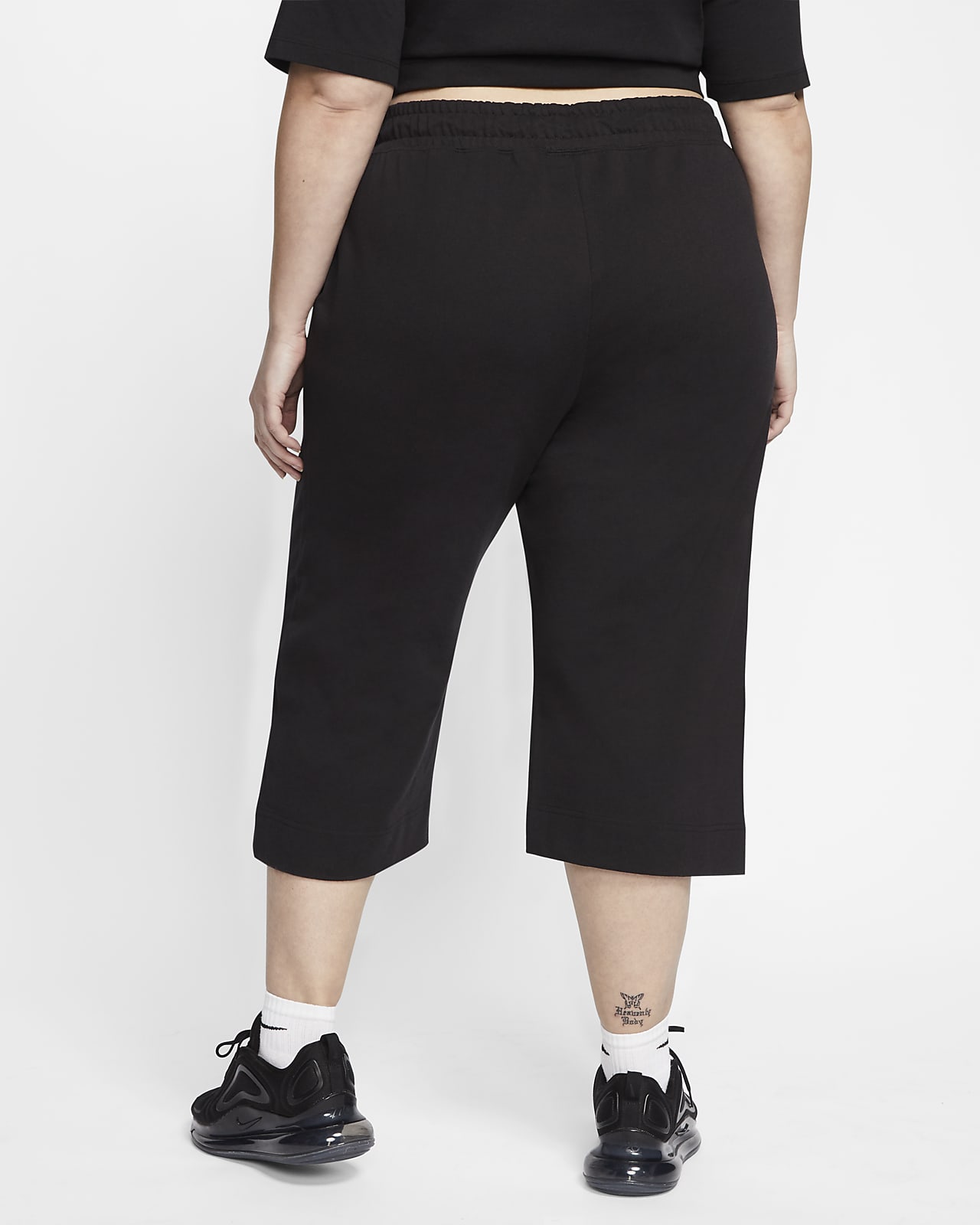 plus size nike capris