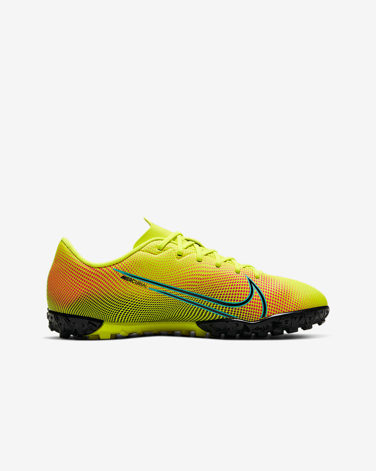 kids soccer turf cleats