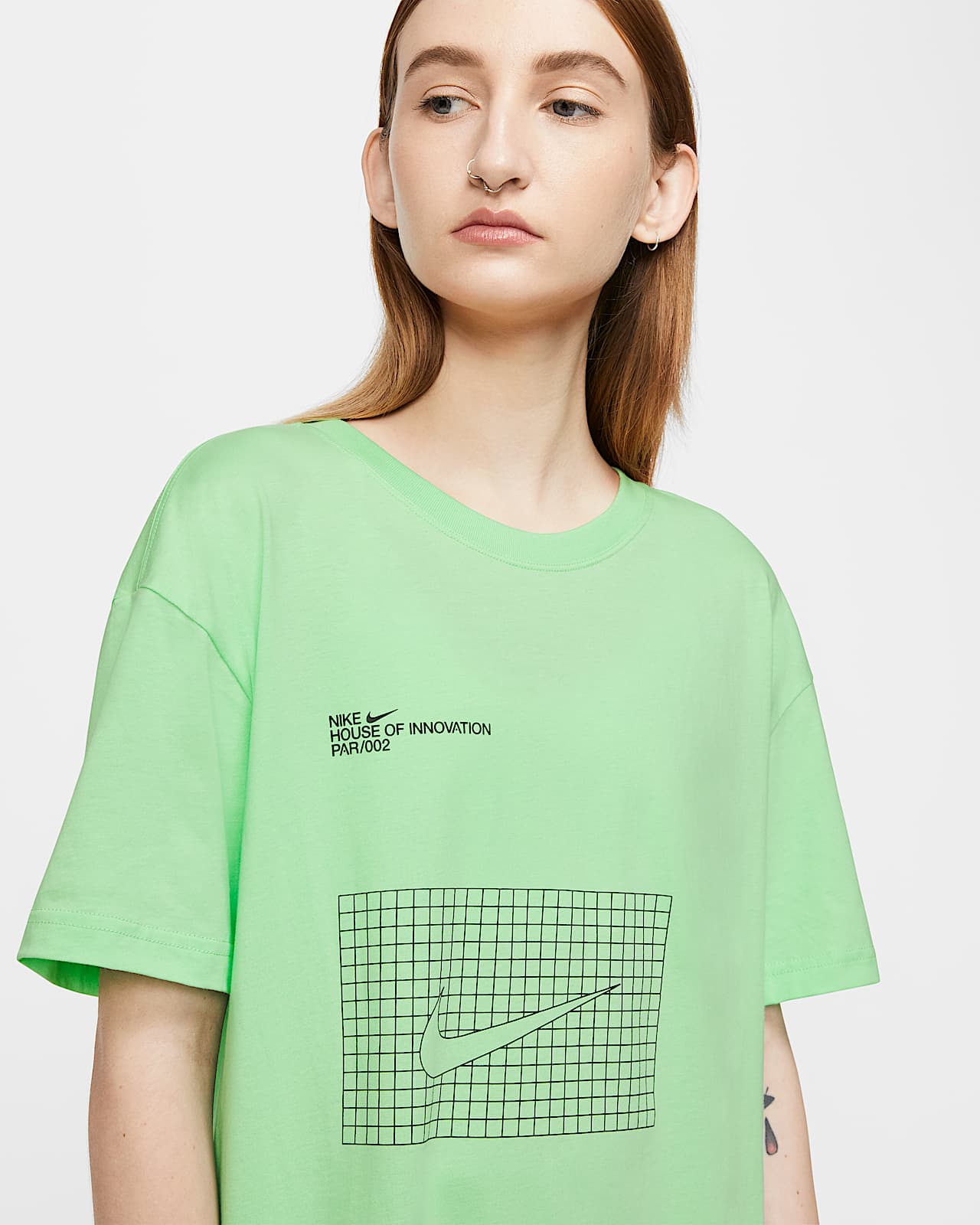 boyfriend nike t shirt